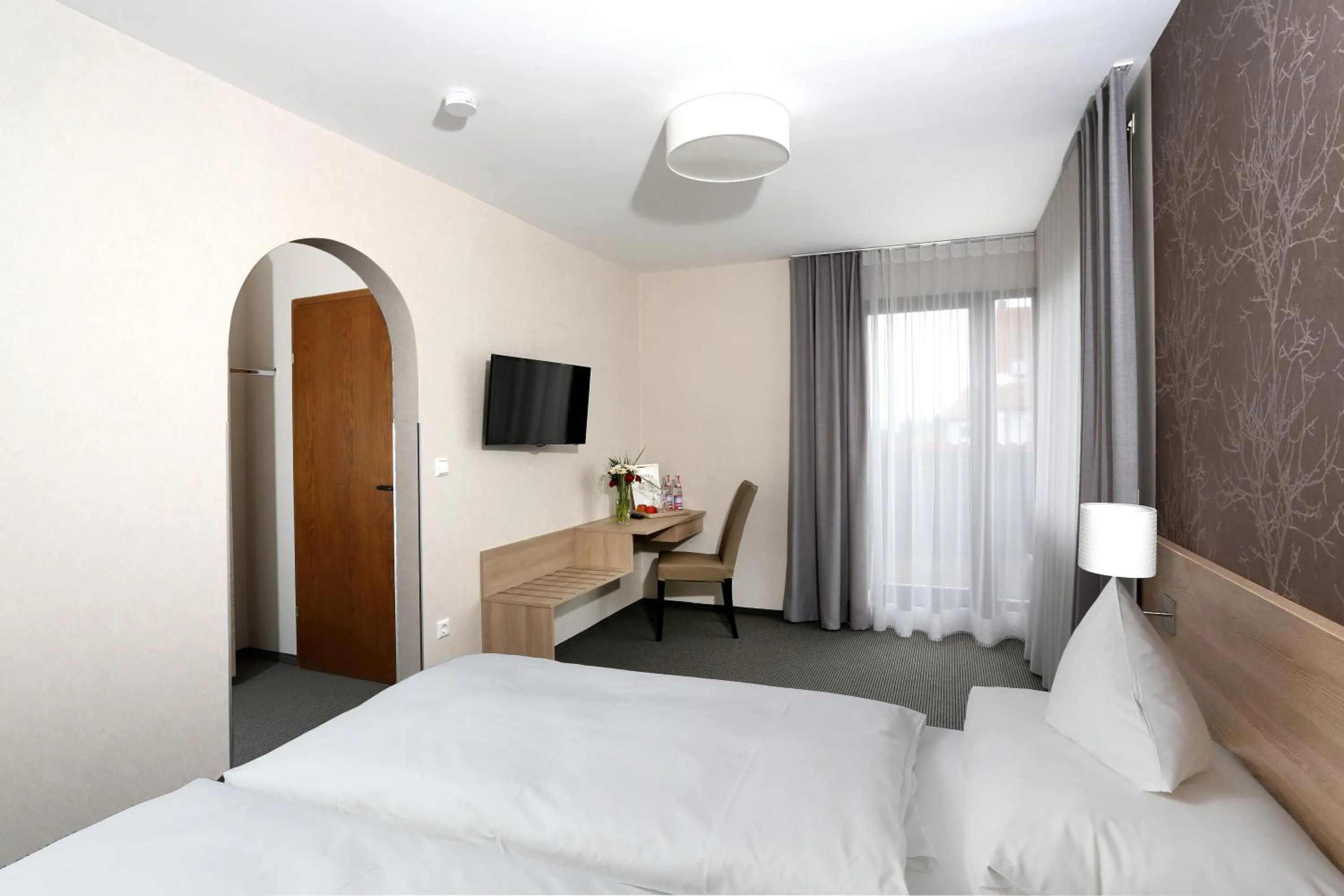 Photo of the whole room, Bed in Hotel-Restaurant Vogthof