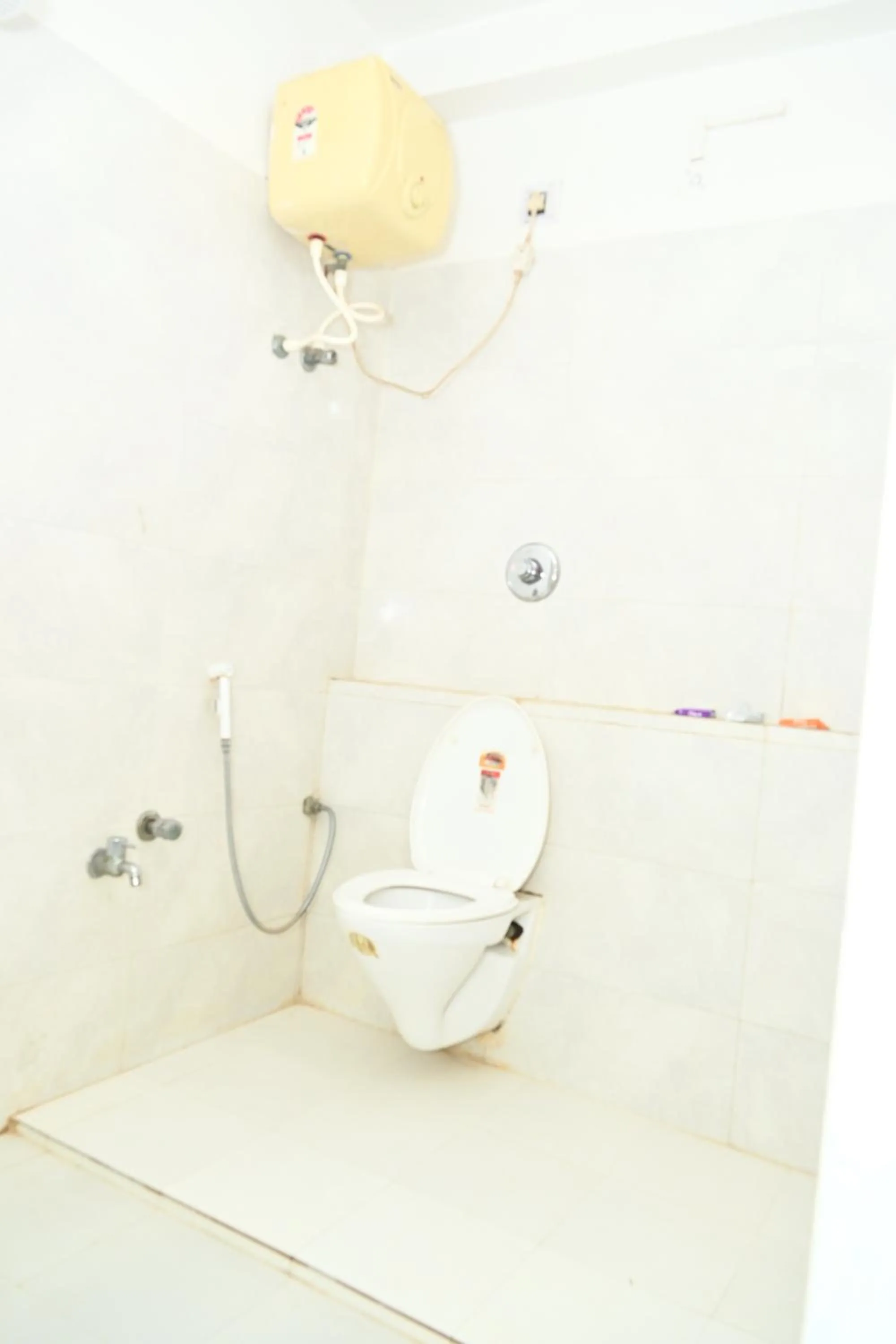 washing machine in Maurya Royal