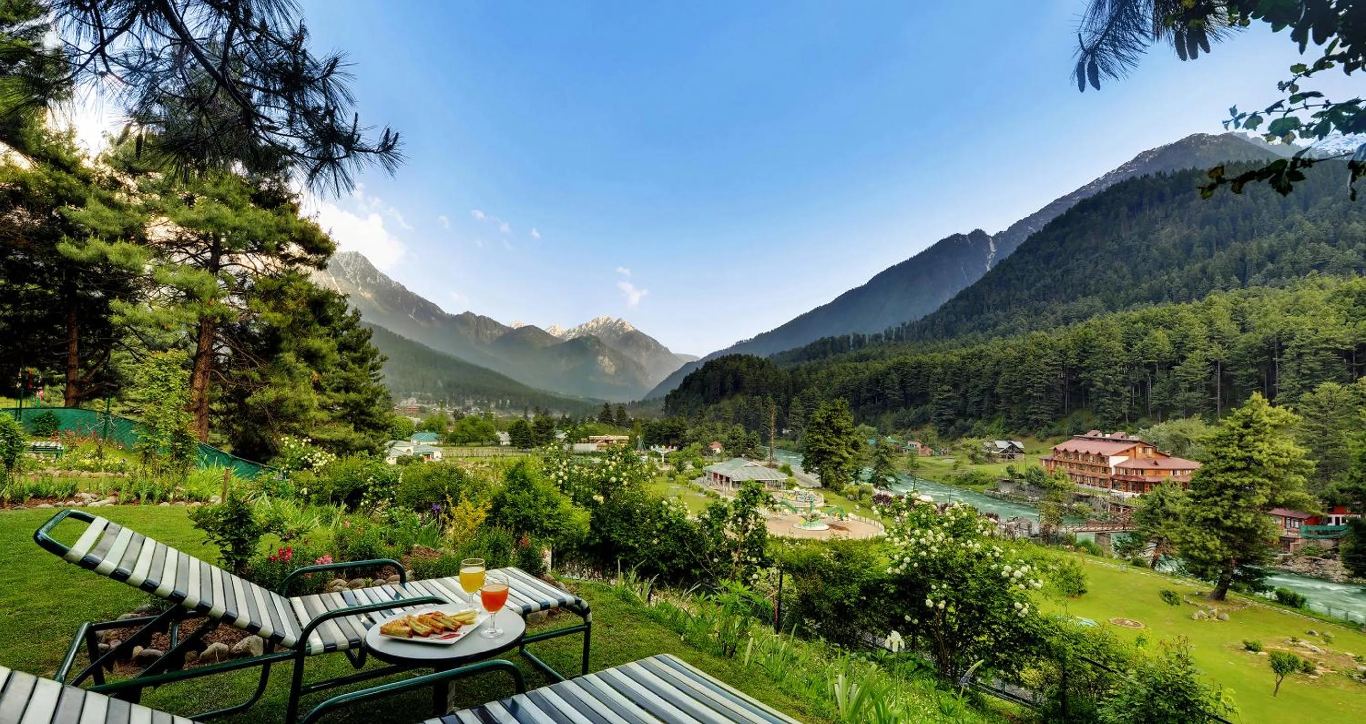 Spring in Welcomhotel by ITC Hotels, Pine N Peak, Pahalgam