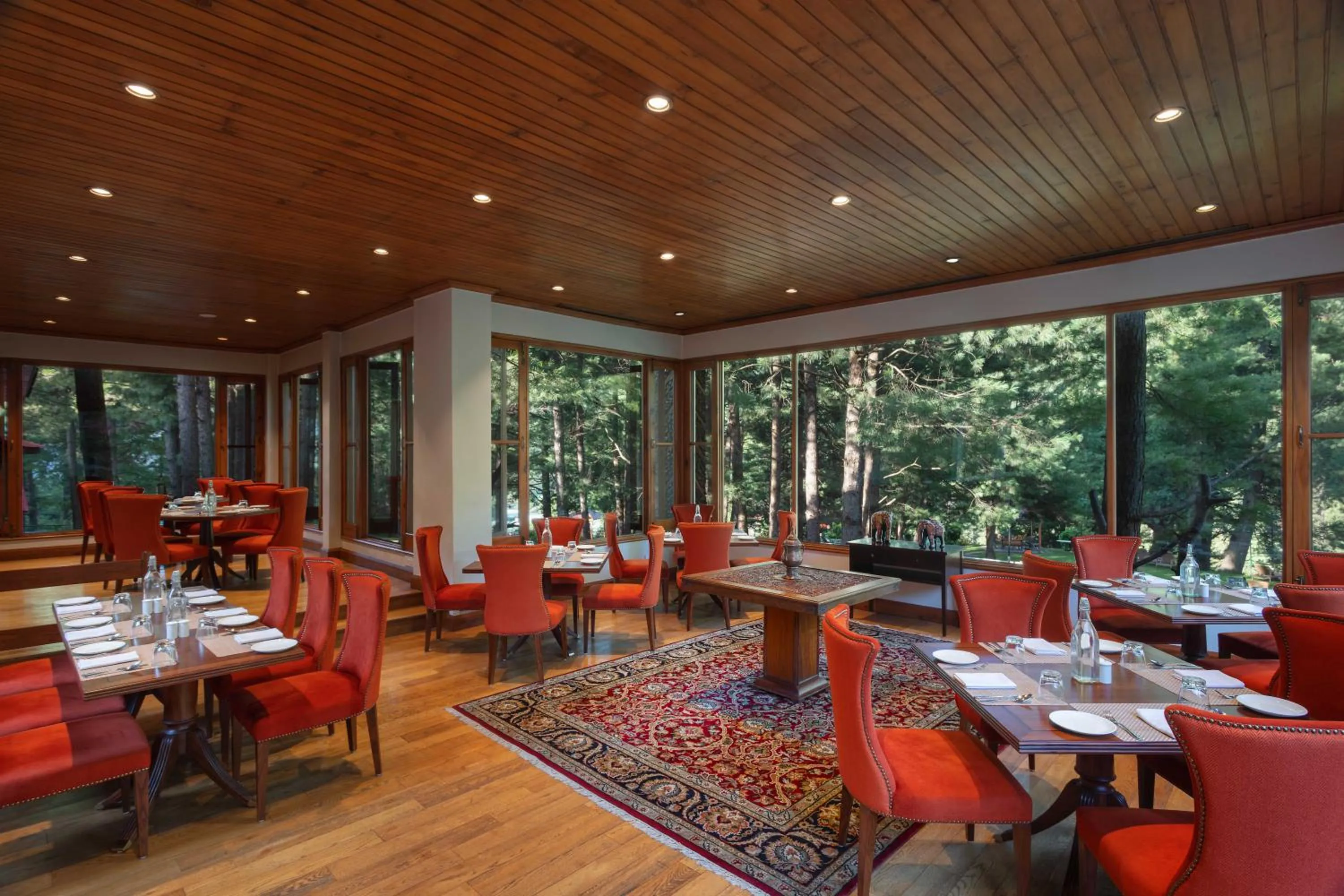 Restaurant/places to eat in Welcomhotel by ITC Hotels, Pine N Peak, Pahalgam