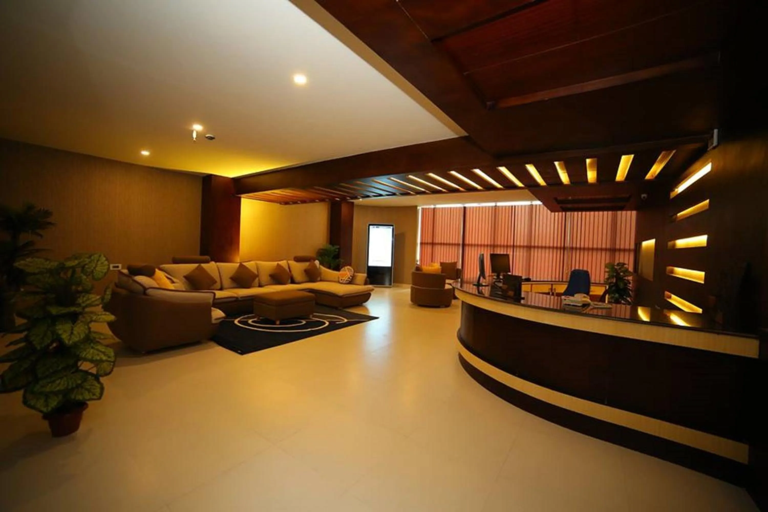 Lobby or reception in Vavas Inn & Suites