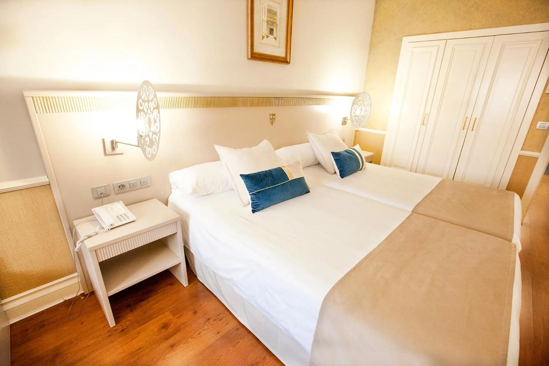 Bed in Hotel Alfonso VIII