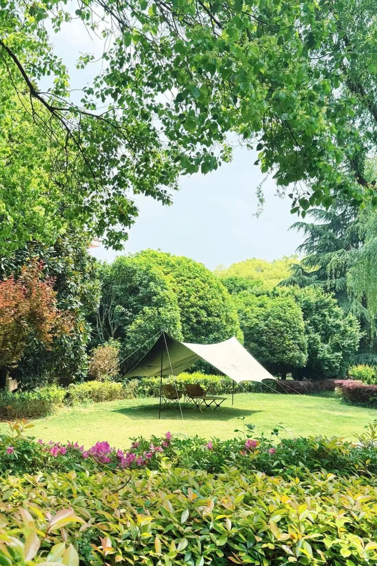 Property building in Hong Qiao State Guest House