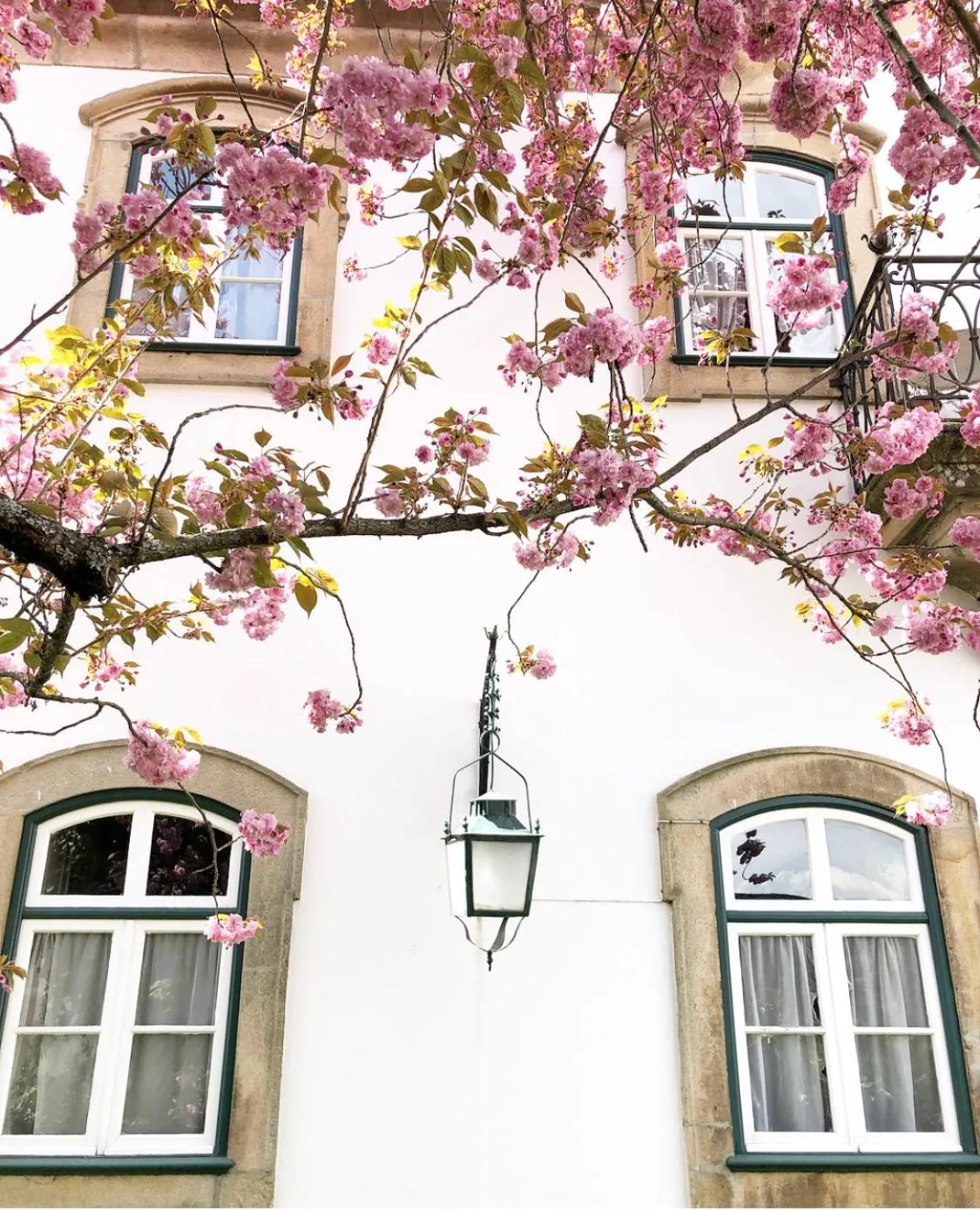 Facade/entrance in Casa Das Obras
