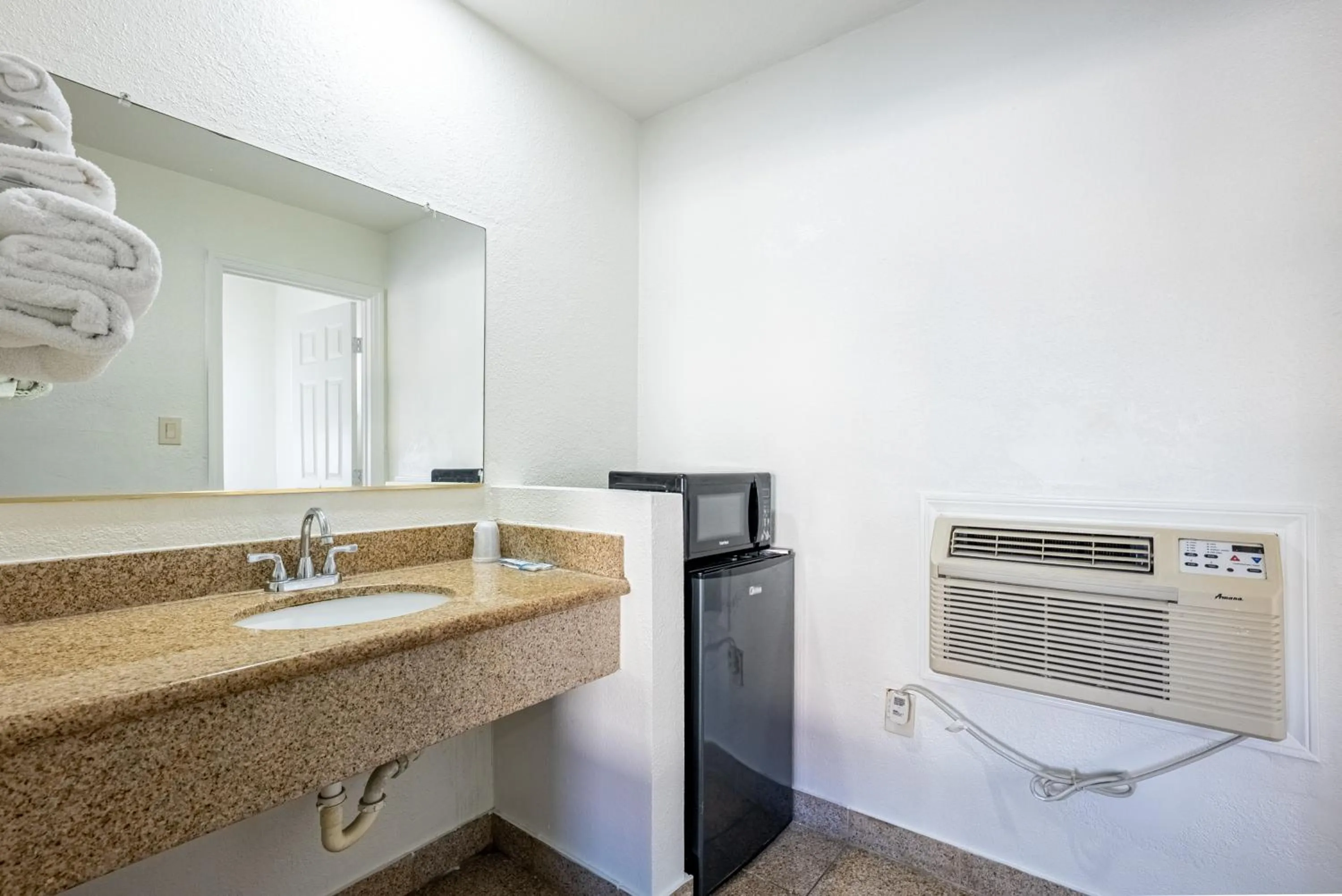 Town and Country Inn