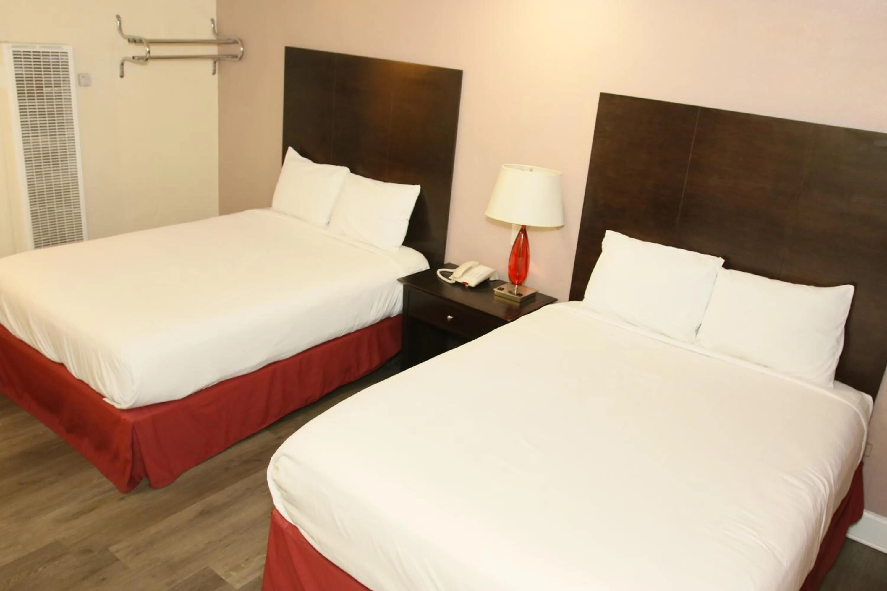 Bed in Town and Country Inn