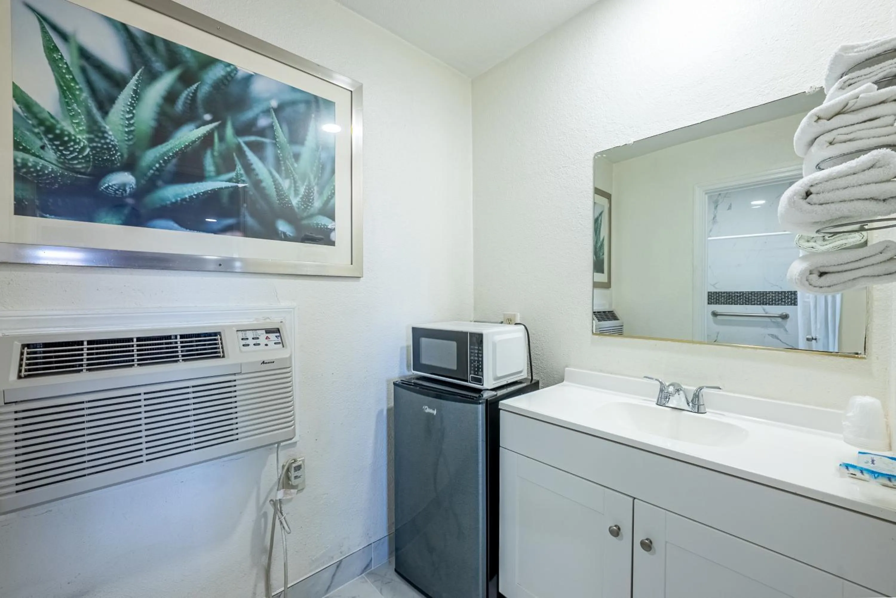 Town and Country Inn