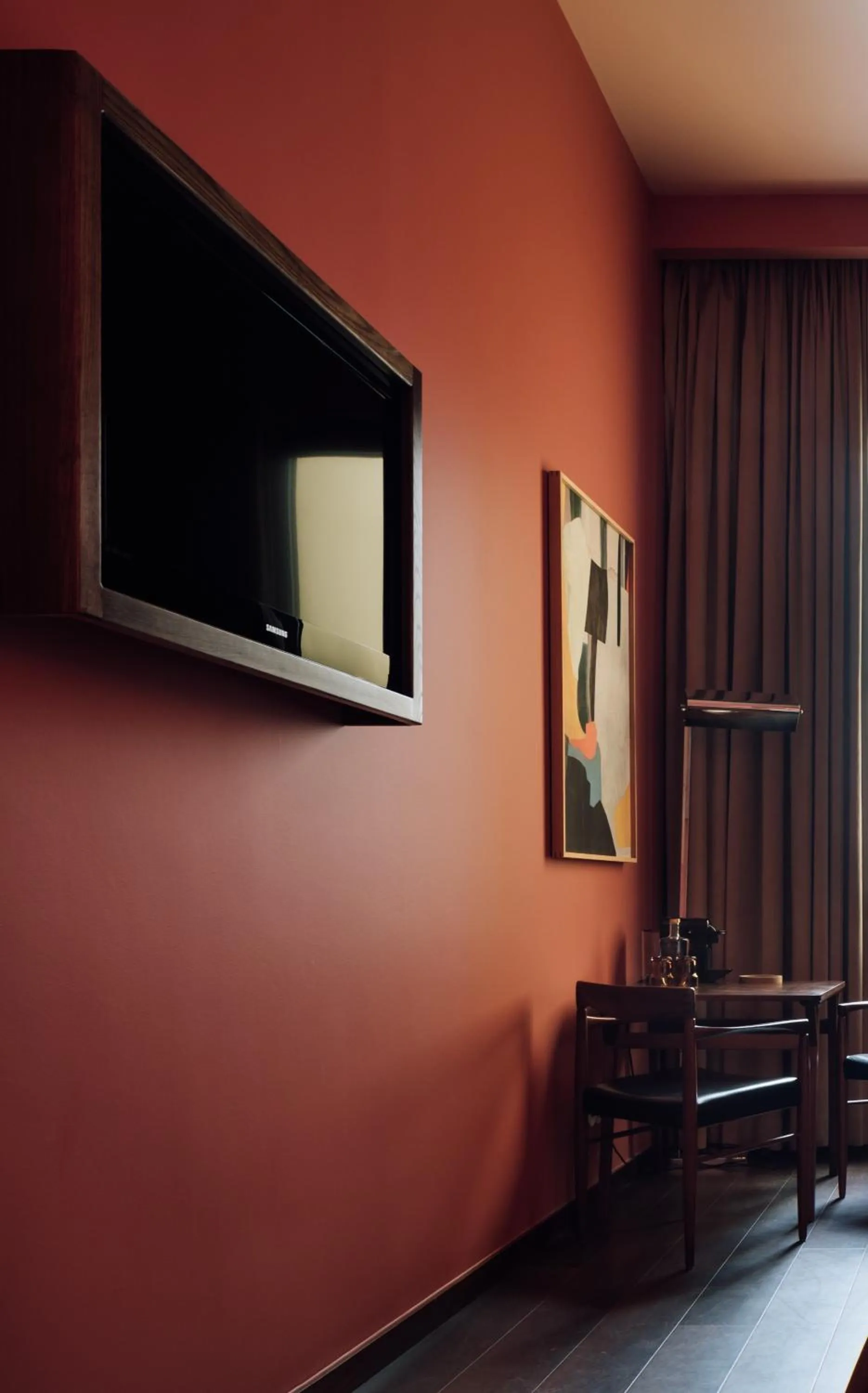 TV and multimedia in The Vintage Hotel & Spa Lisbon