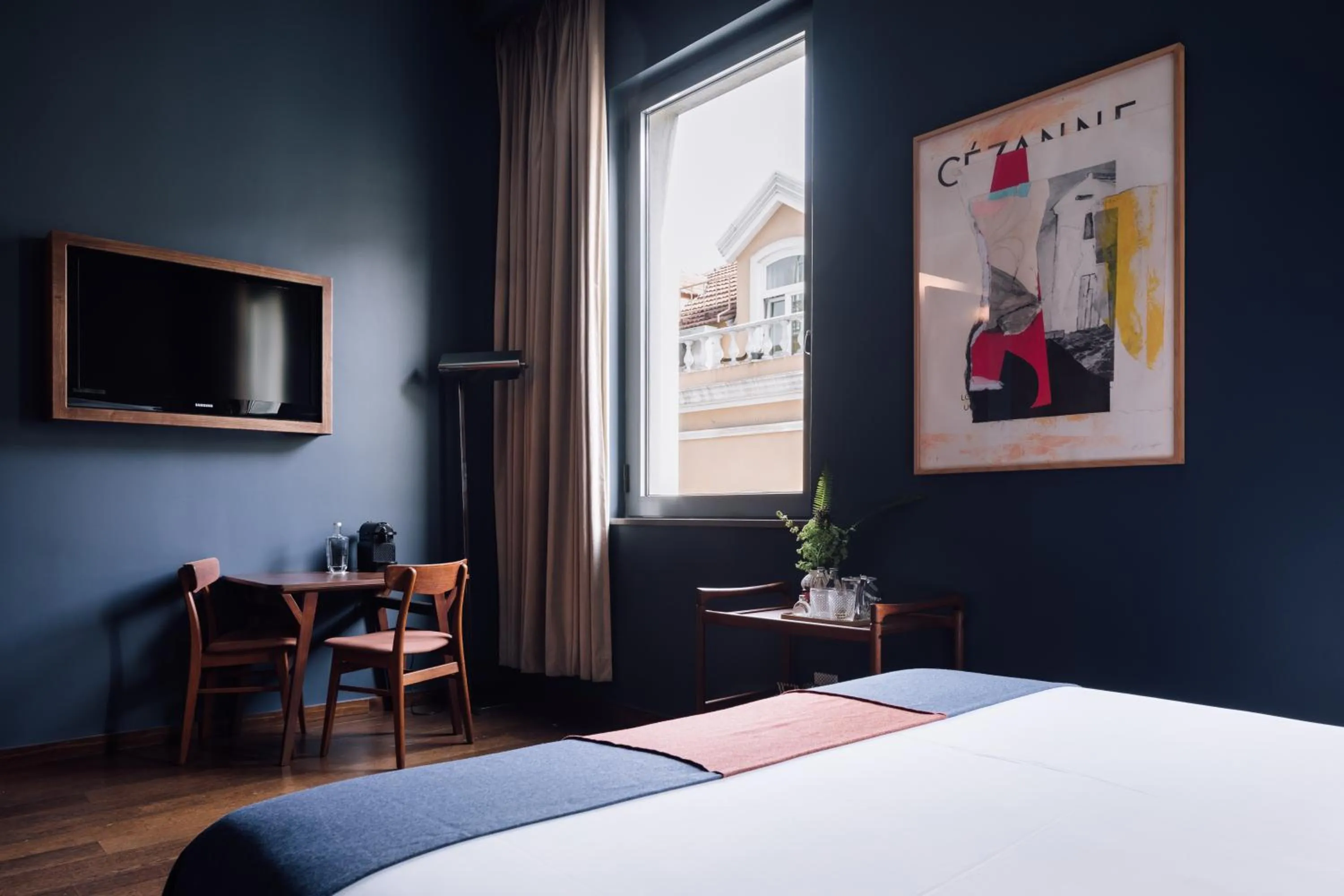 Bed in The Vintage Hotel & Spa Lisbon