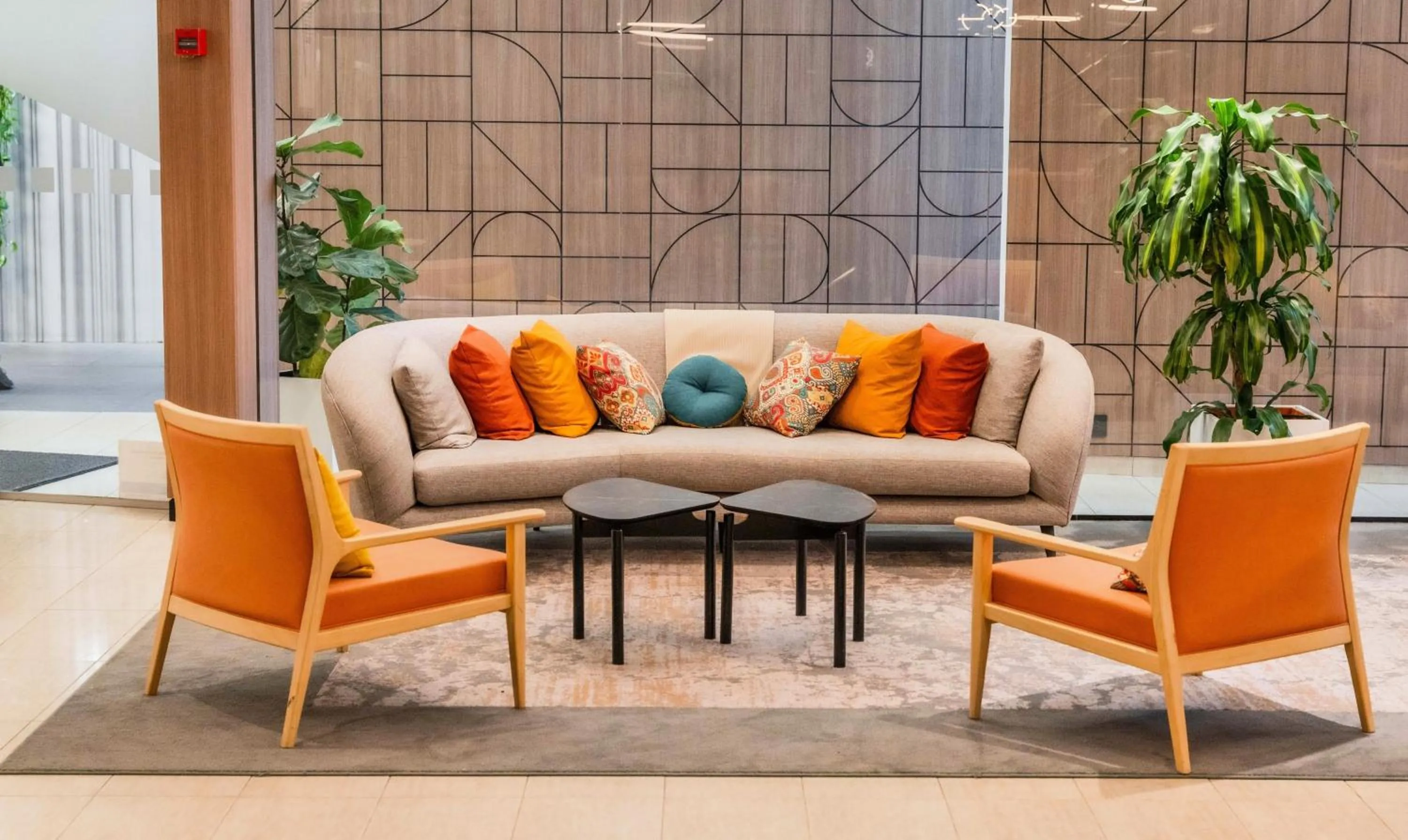 Lobby or reception in Holiday Inn Rosario by IHG