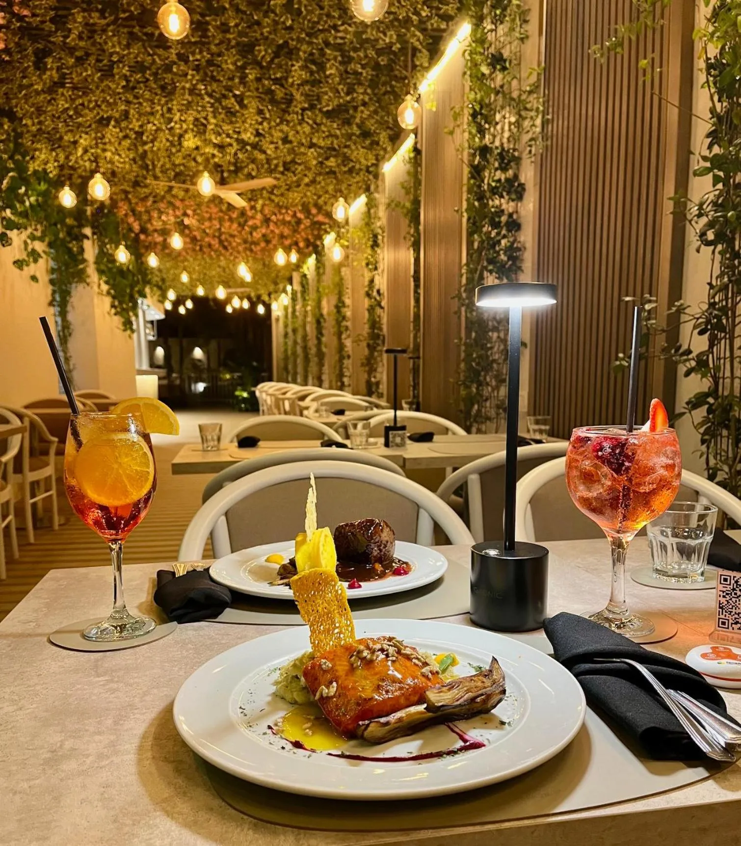 Restaurant/places to eat in Holiday Inn Rosario by IHG