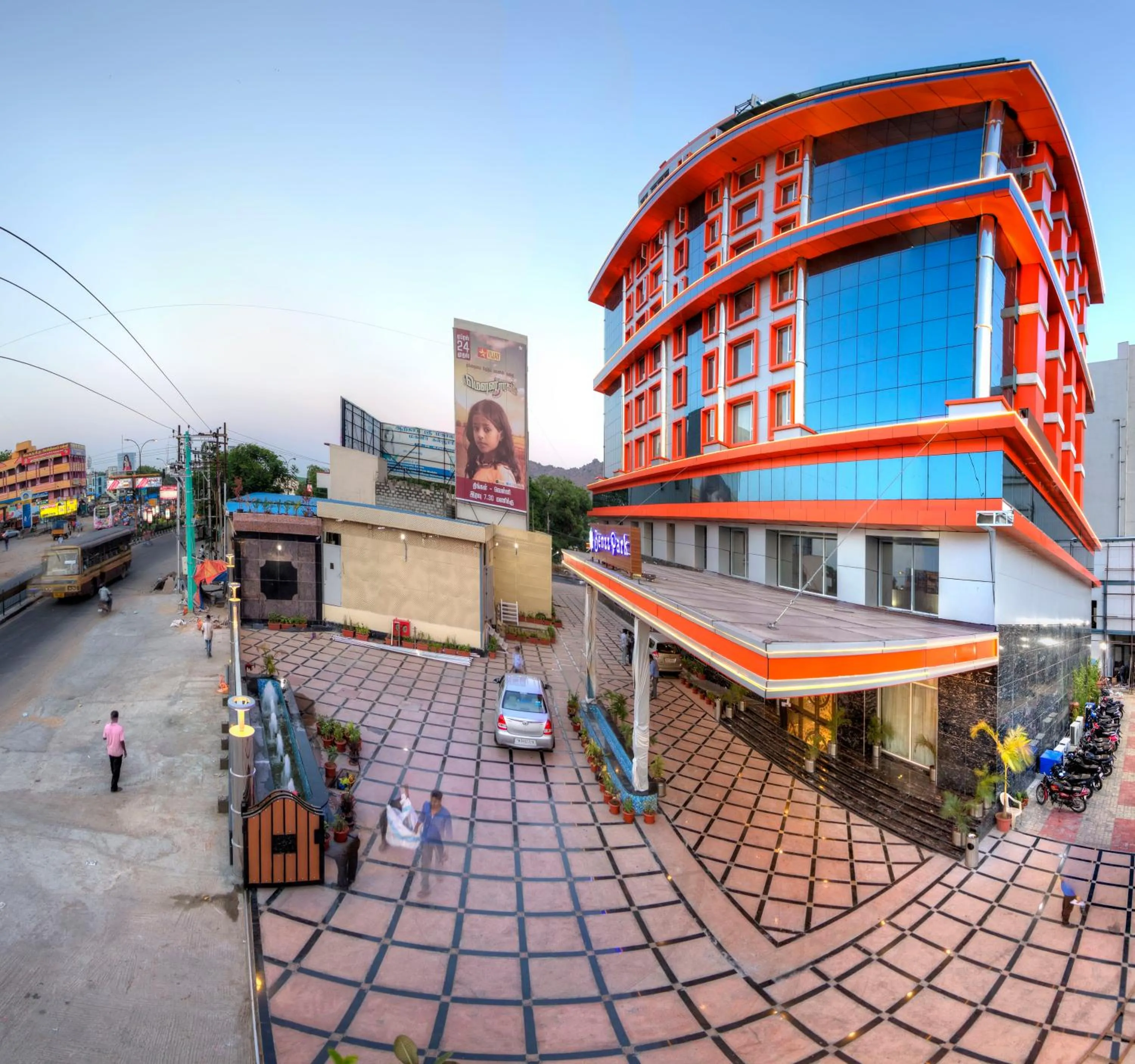 Street view in Hotel Benzz Park Vellore