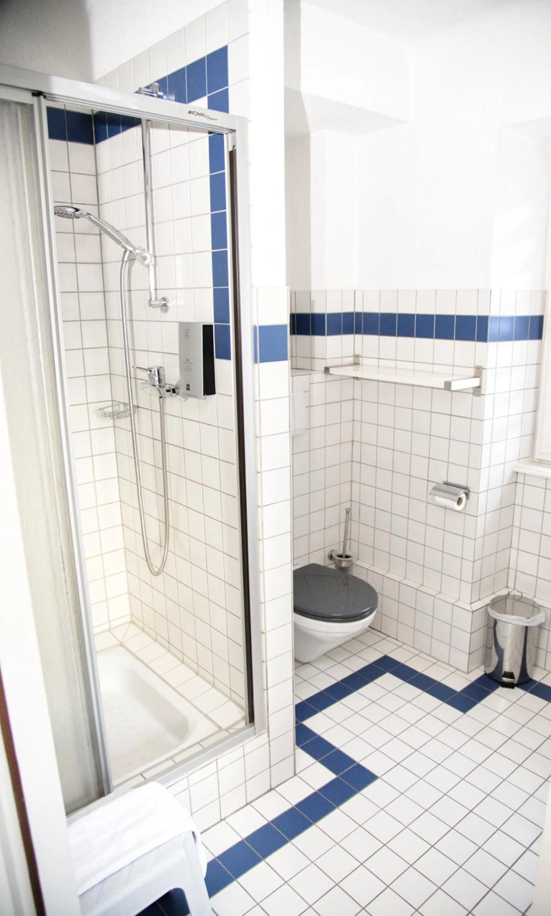 Bathroom in Hôtel Deybach