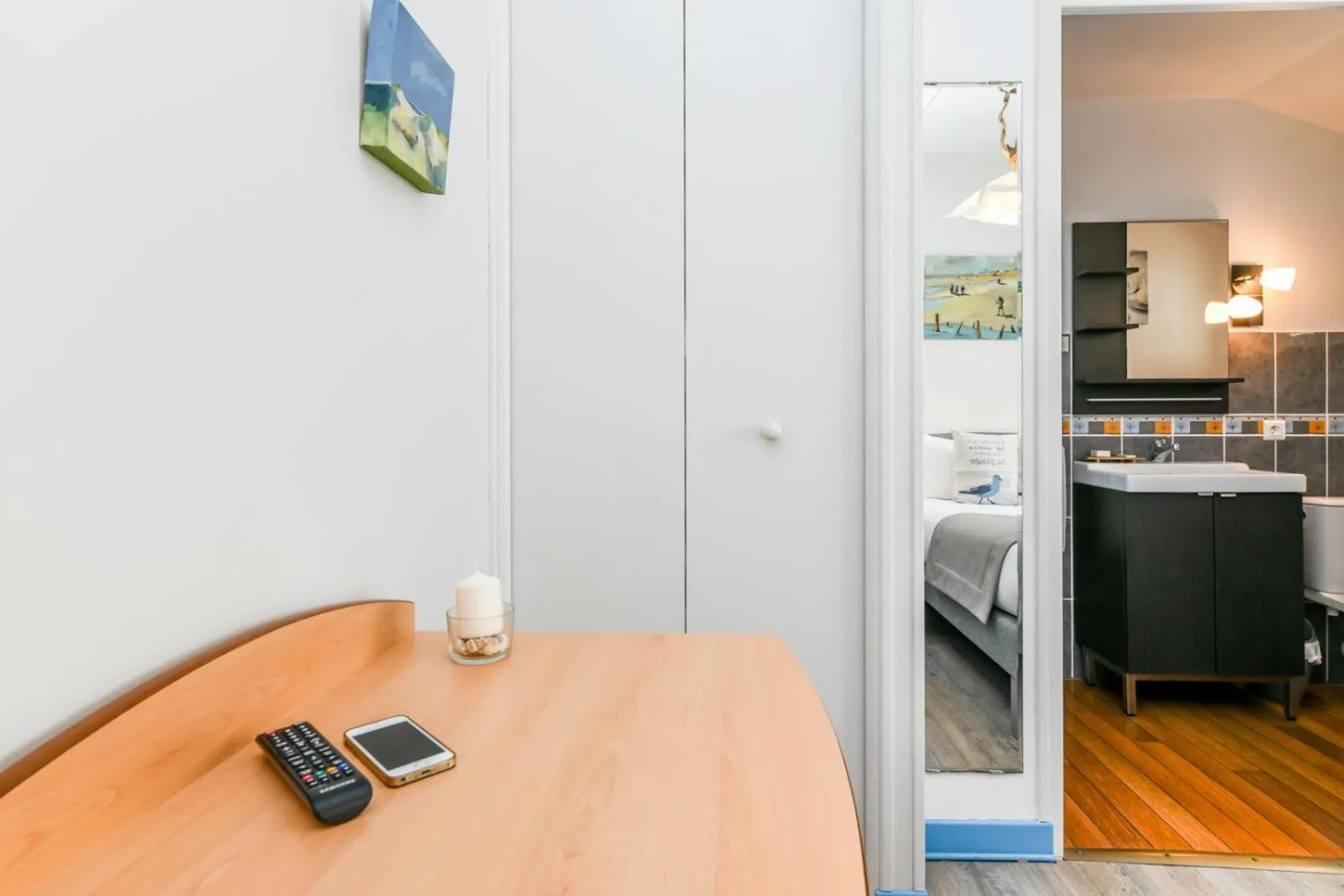 Photo of the whole room, Bed in Logis Hotel de France