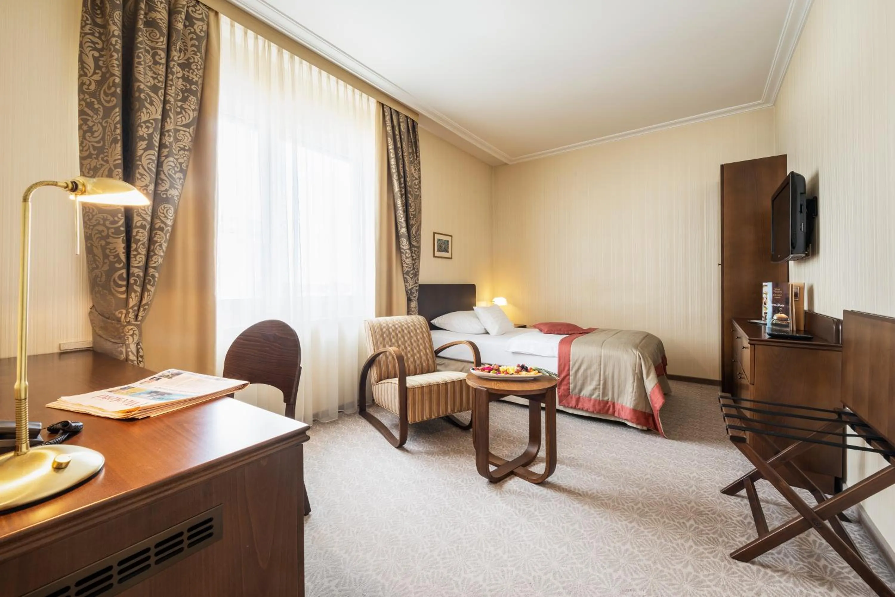 Photo of the whole room, Bed in Hotel Devín