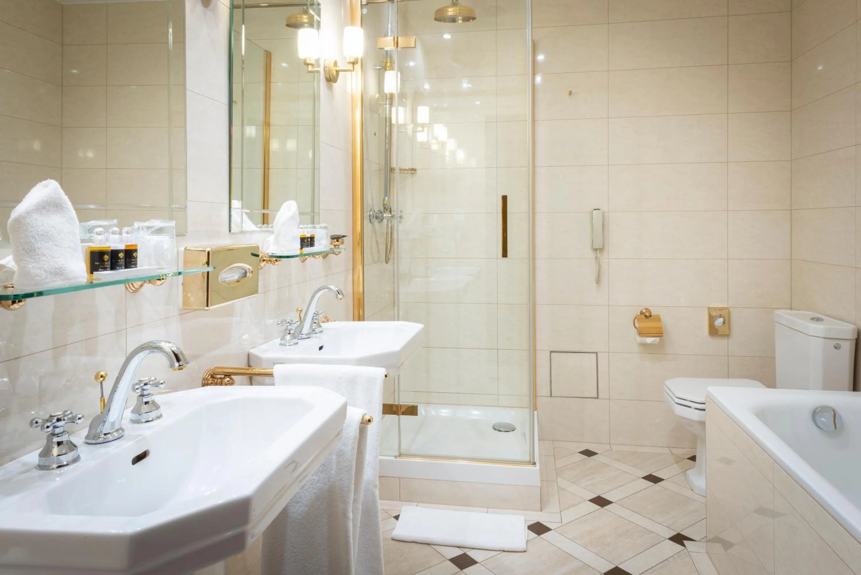 Bathroom in Hotel Devín