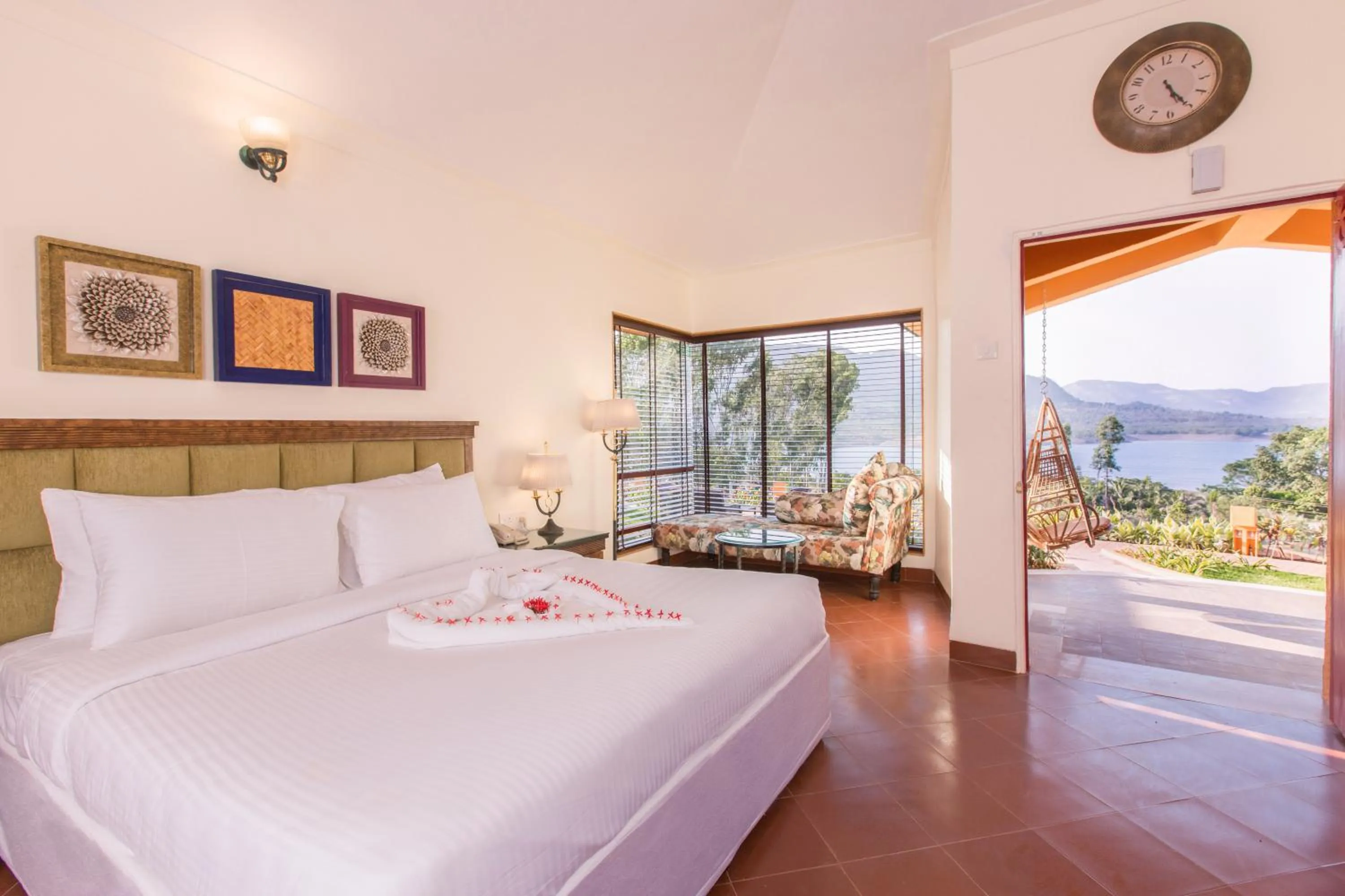 Photo of the whole room, Bed in Residency Lake Resort & Spa