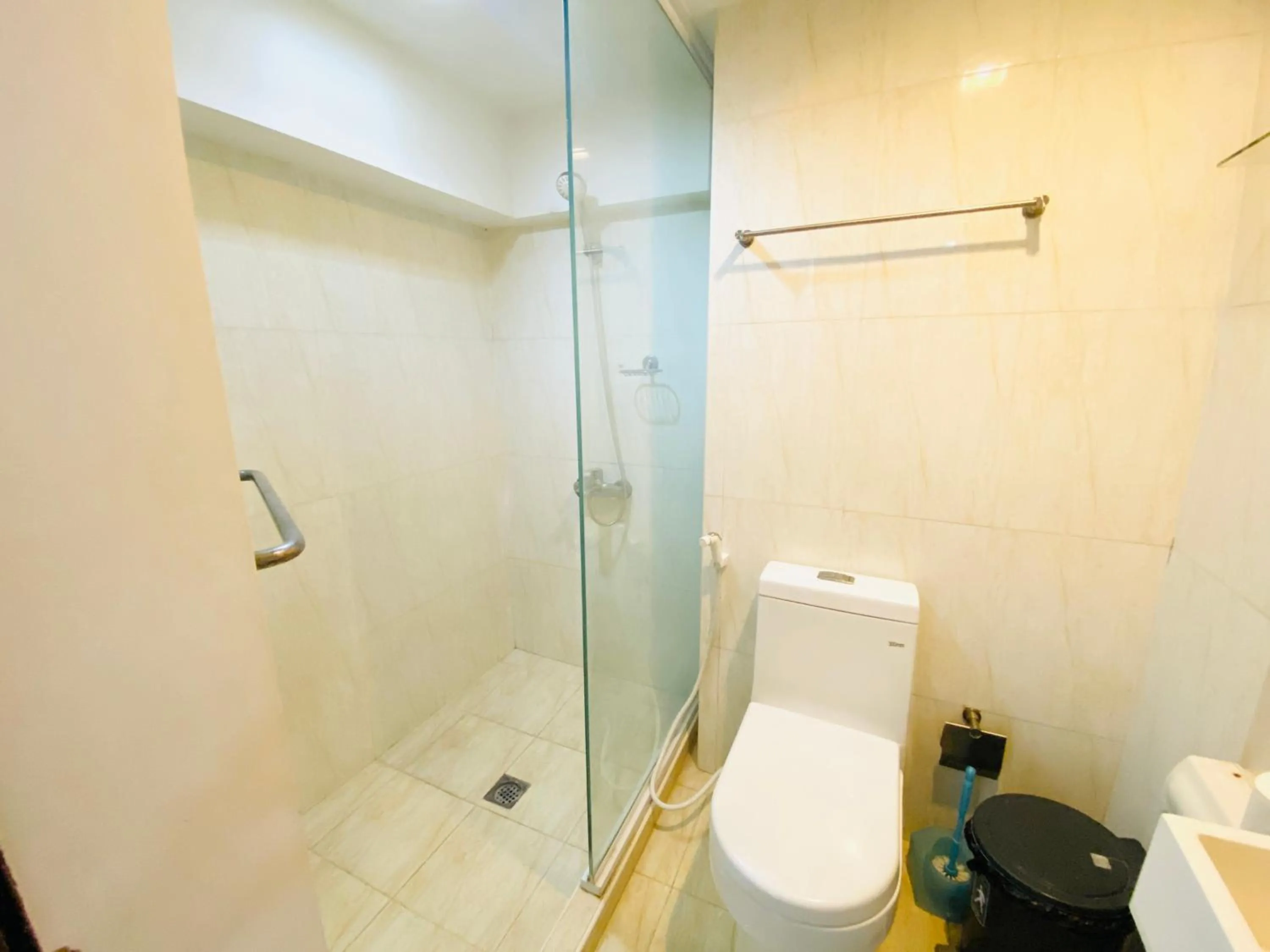 Cebu City Huge Lofts by P&J