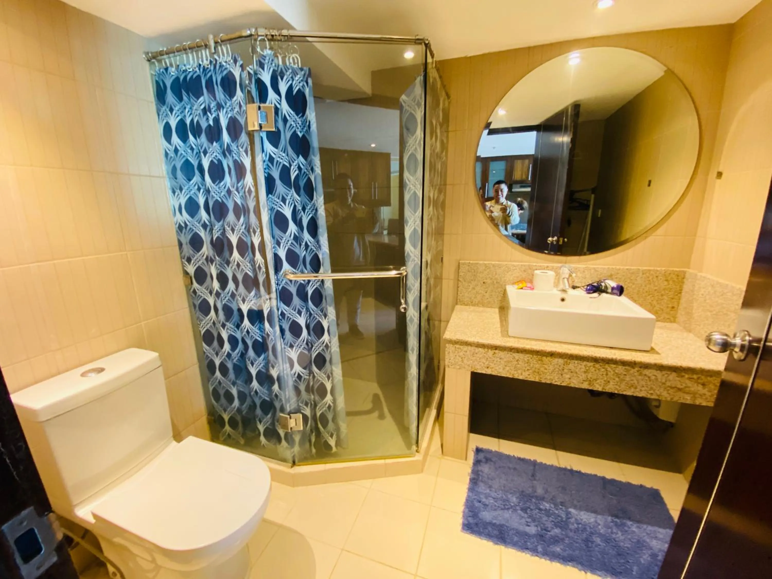 Cebu City Huge Lofts by P&J