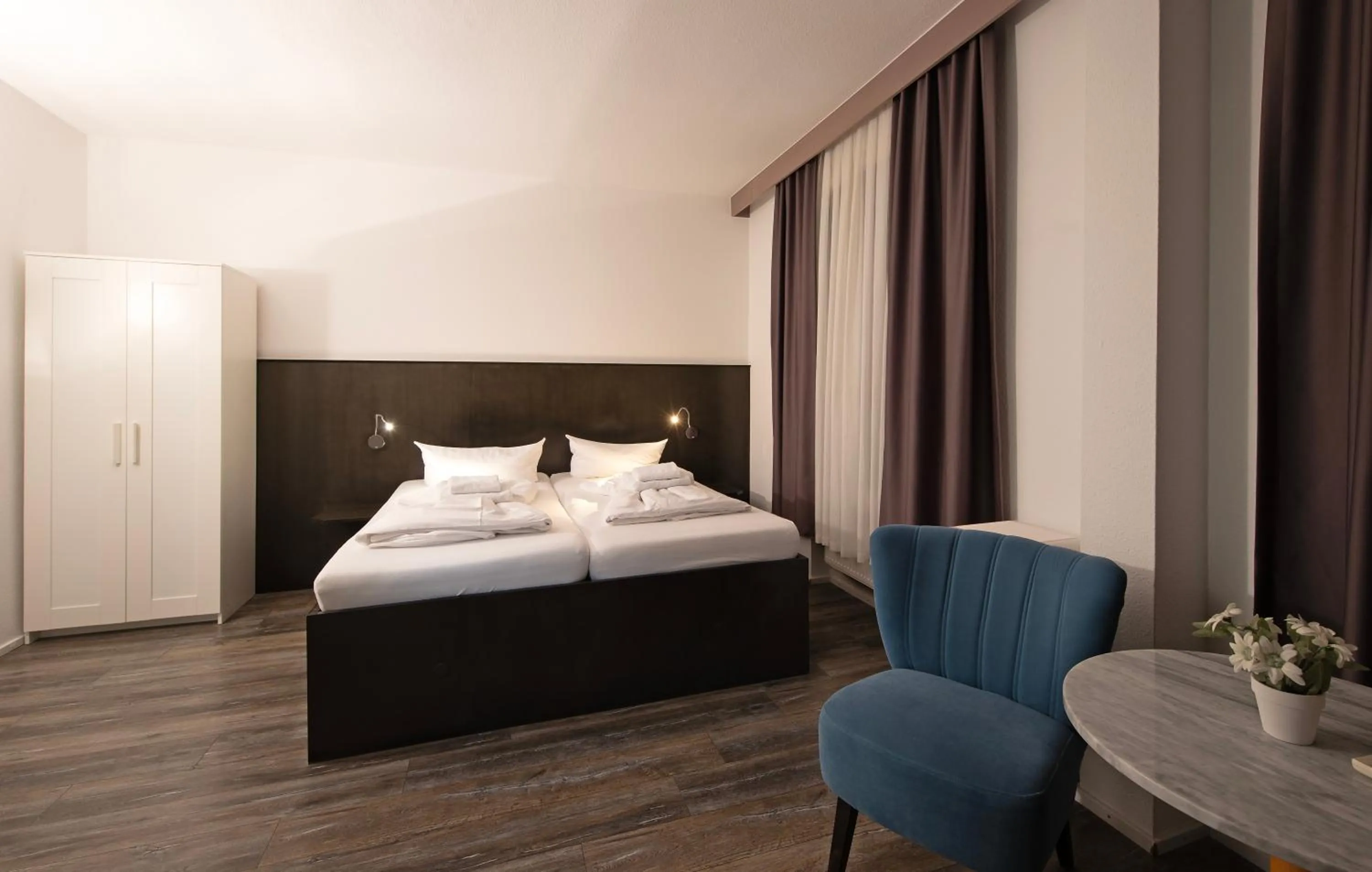 Bed in Hotel Scheffelhof