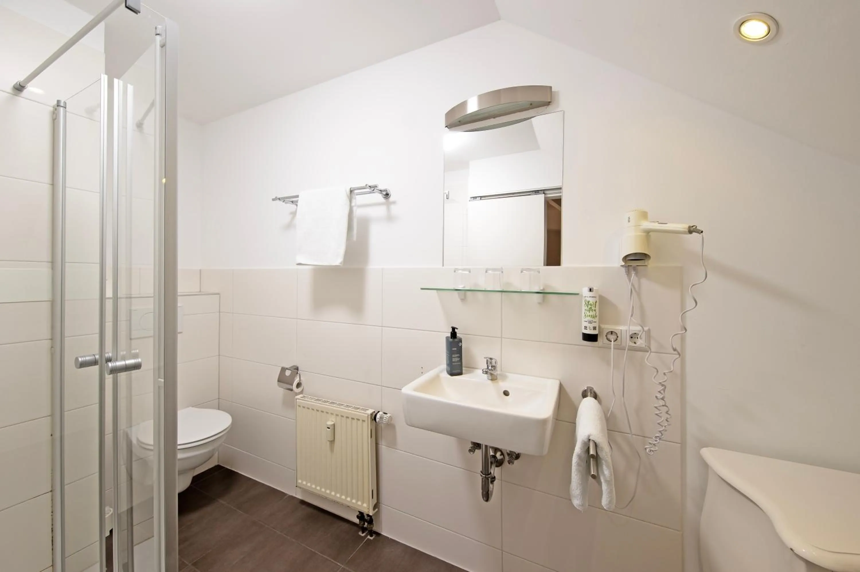 Shower in Hotel Scheffelhof