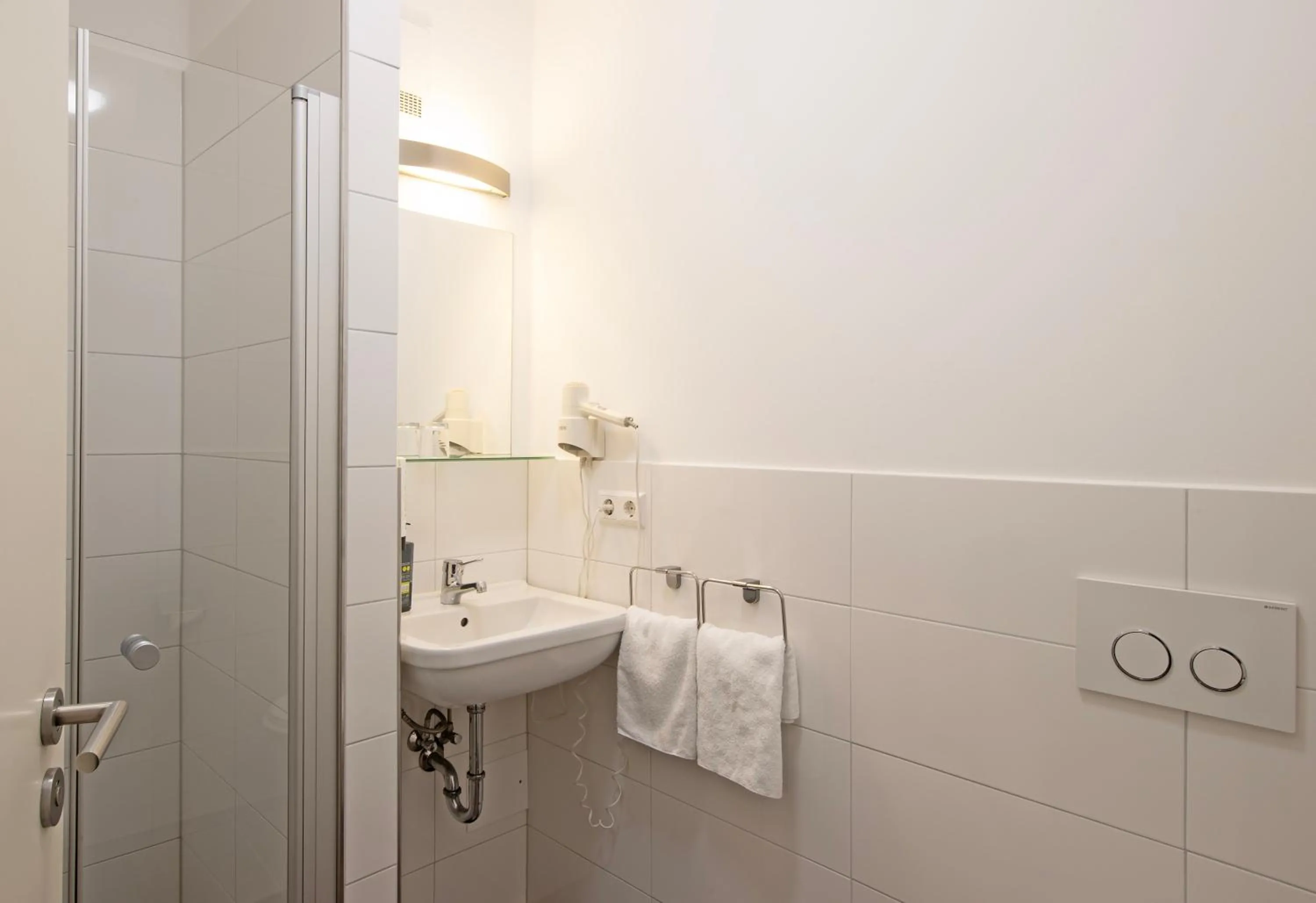 Shower in Hotel Scheffelhof