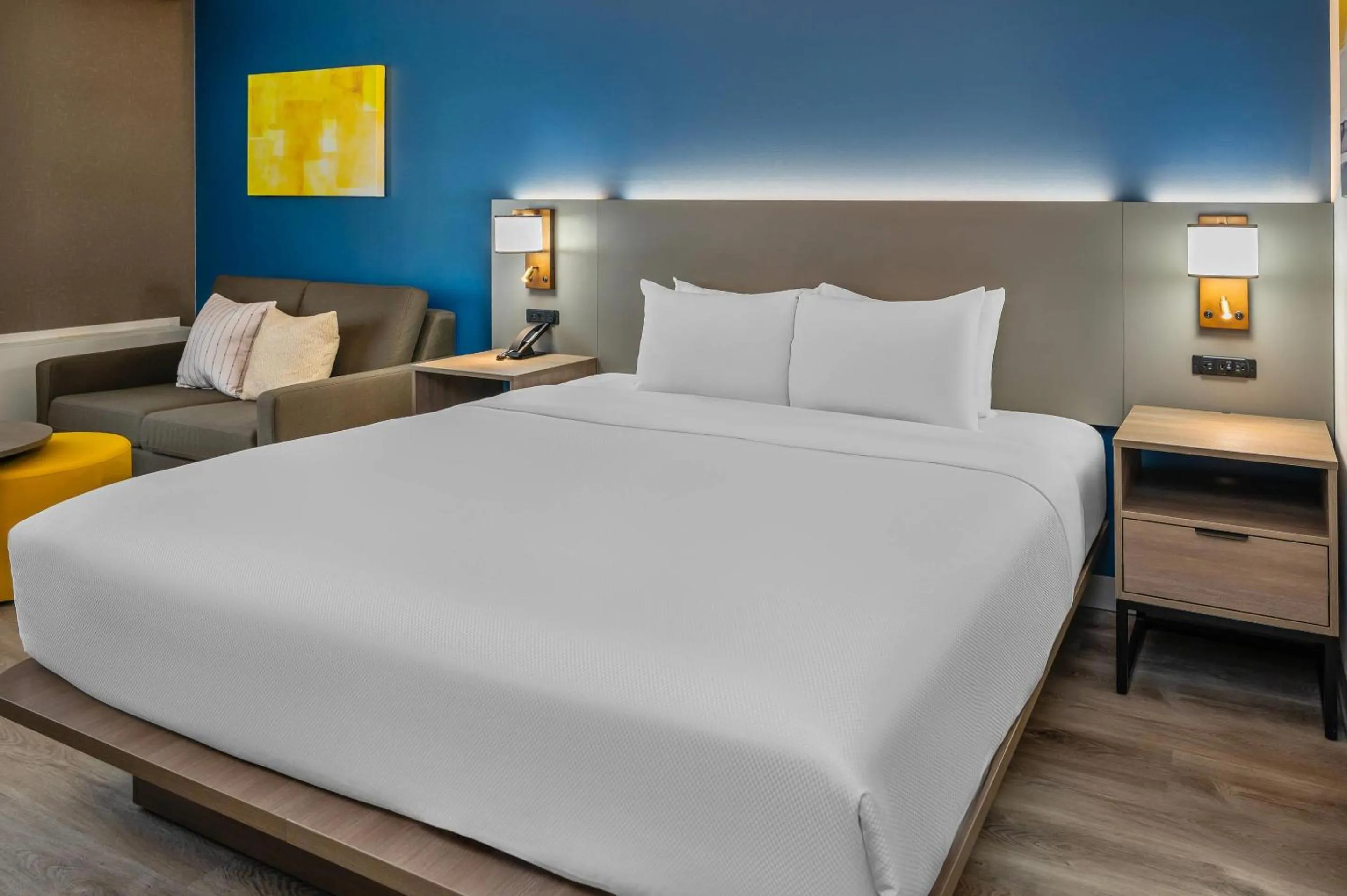 Bedroom, Bed in Comfort Inn