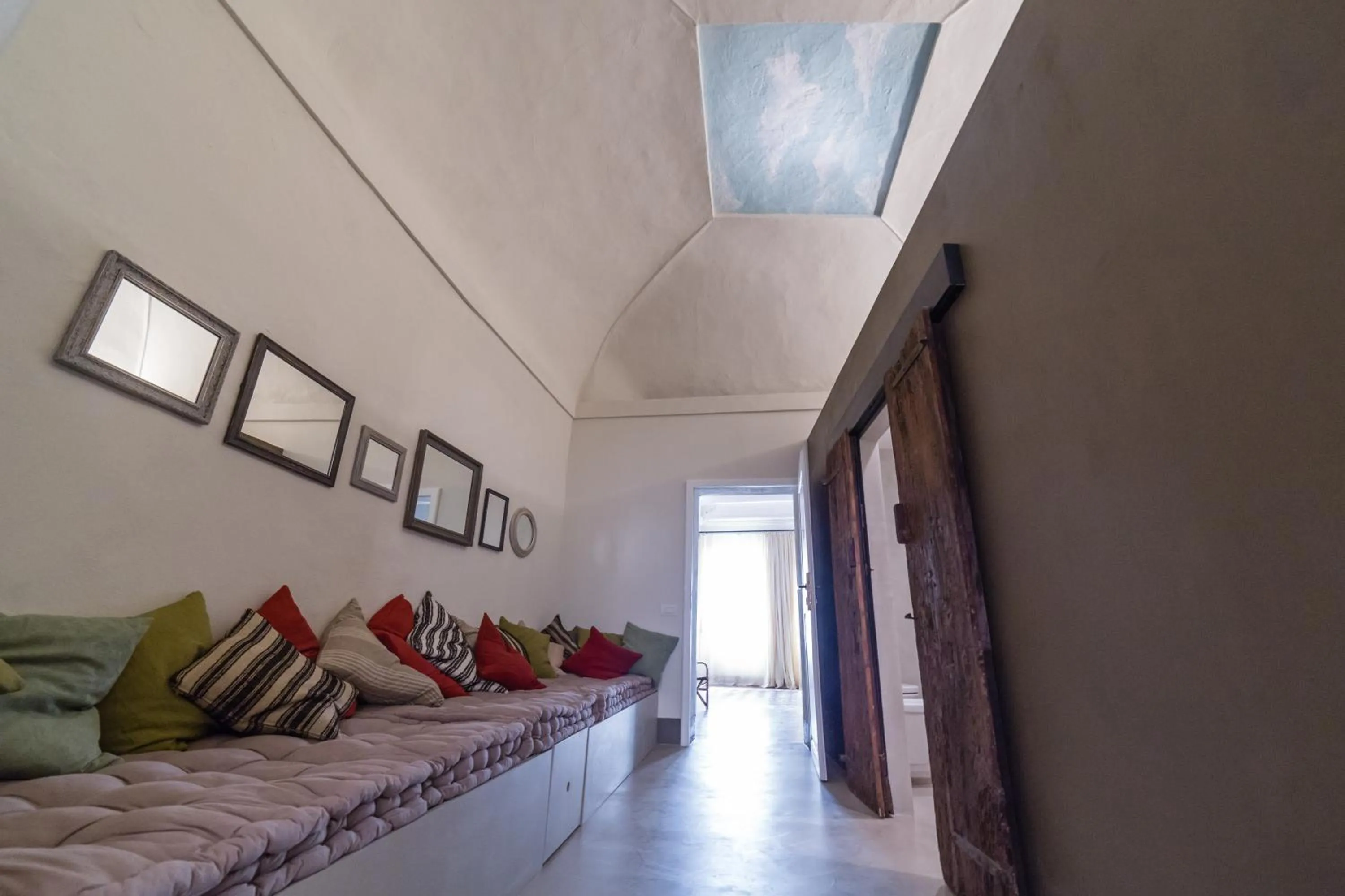 Decorative detail in Casatorre dei Leoni Dimora Storica