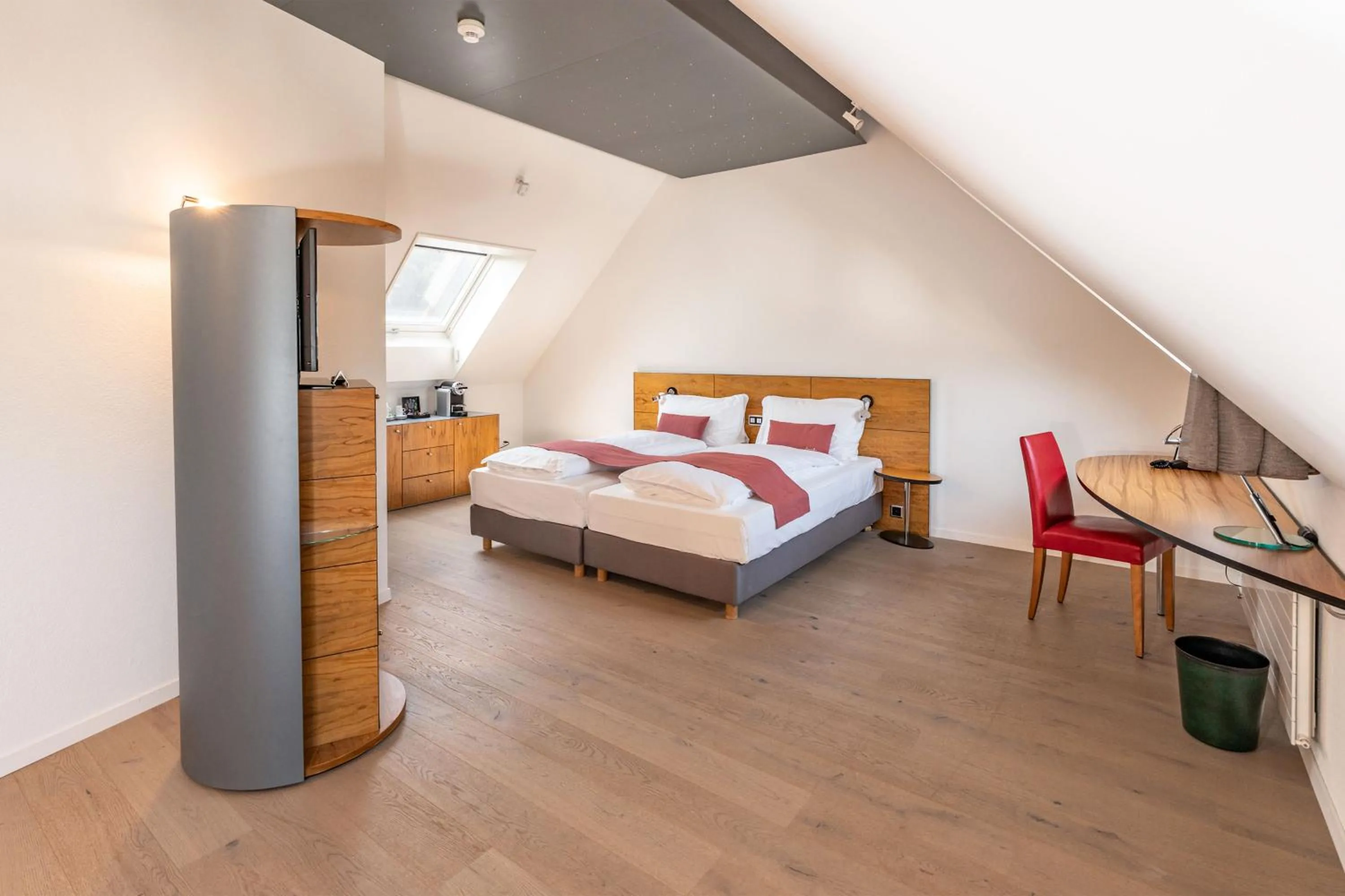 Bed in Tailormade Hotel KRONE Sarnen