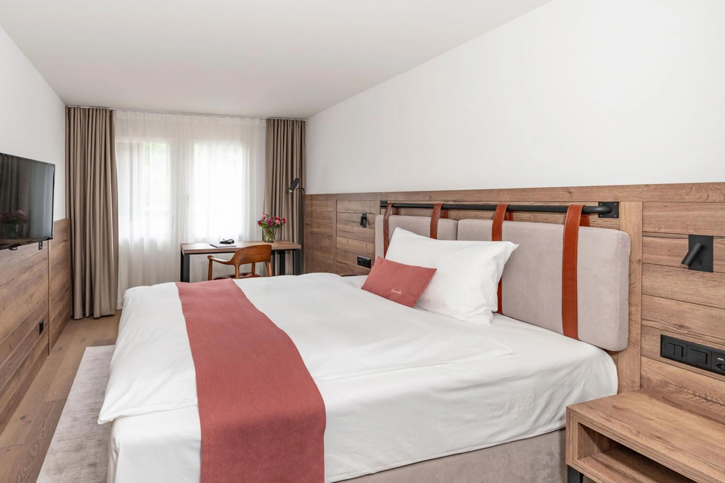 Bed in Tailormade Hotel KRONE Sarnen