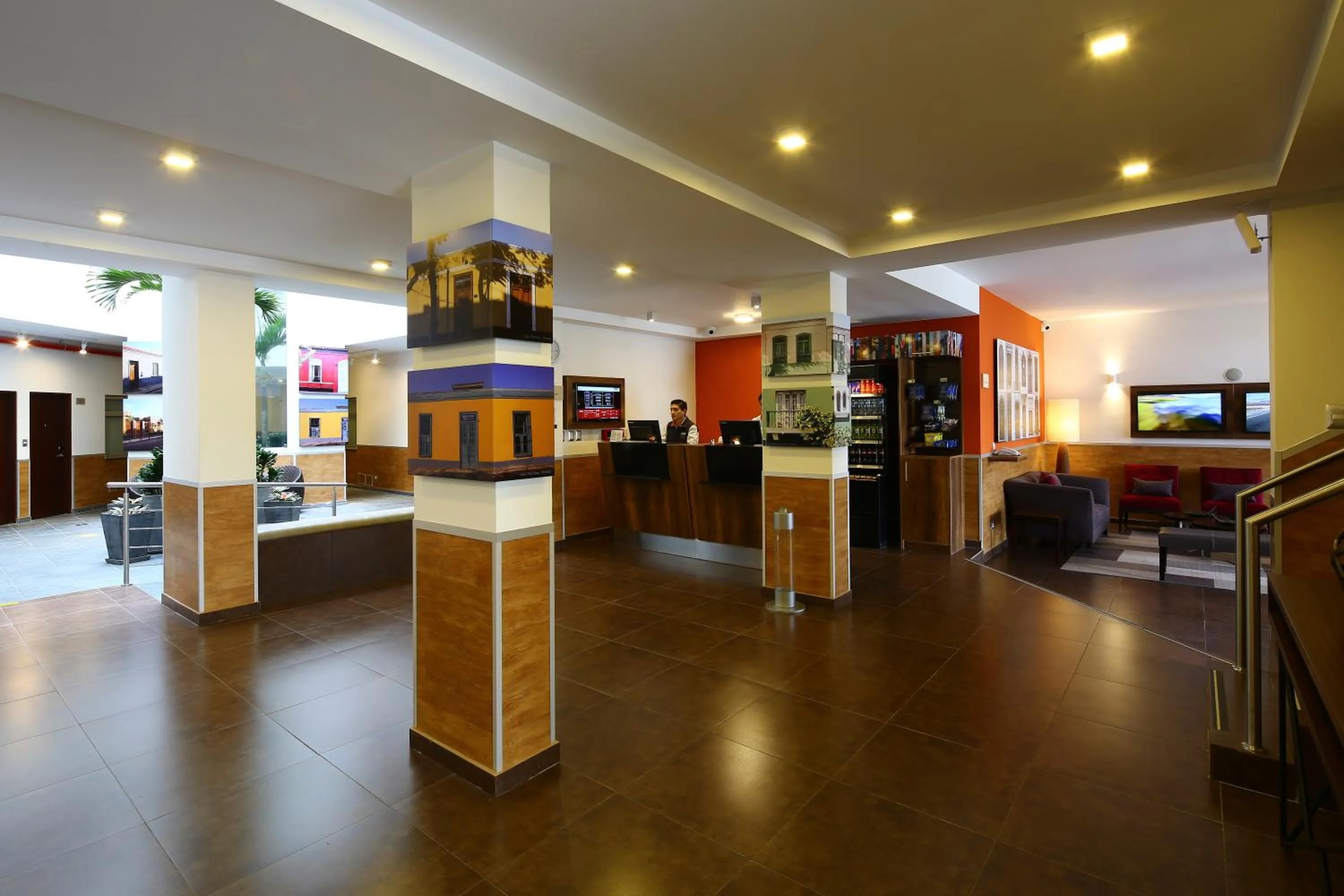 Lobby or reception in Casa Andina Standard Miraflores San Antonio