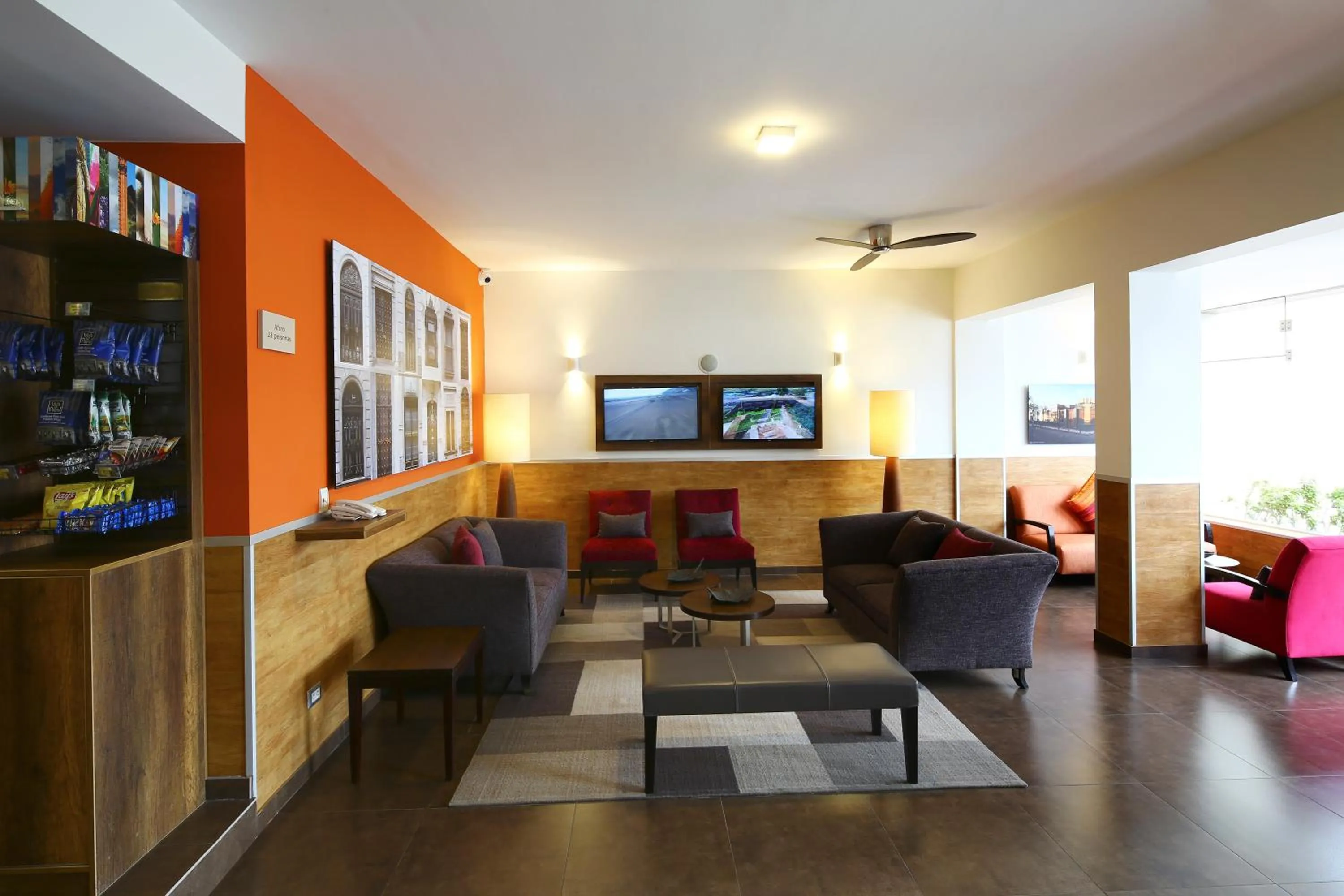 Lobby or reception in Casa Andina Standard Miraflores San Antonio