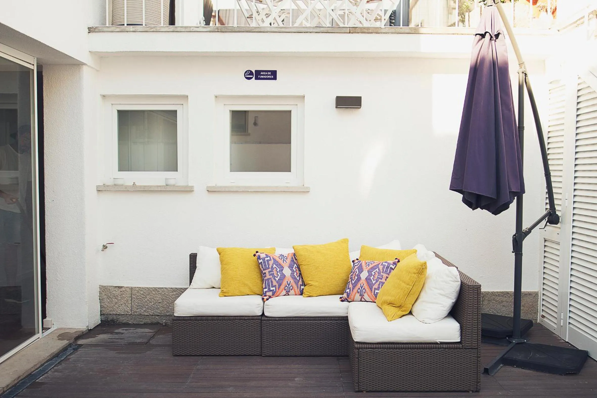 Patio in Art 4 You Cascais Suites