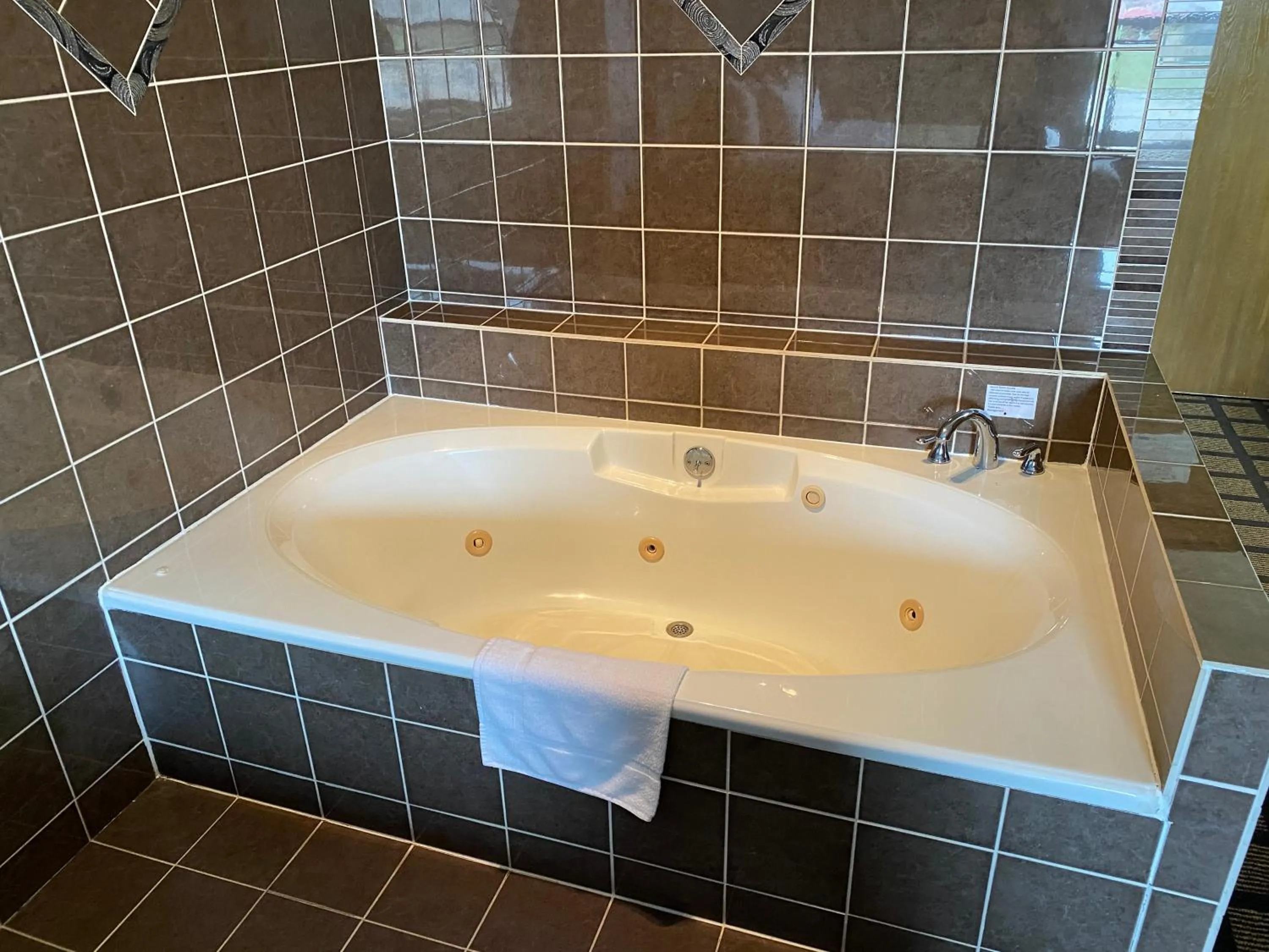 Bedroom in Baymont by Wyndham Morton