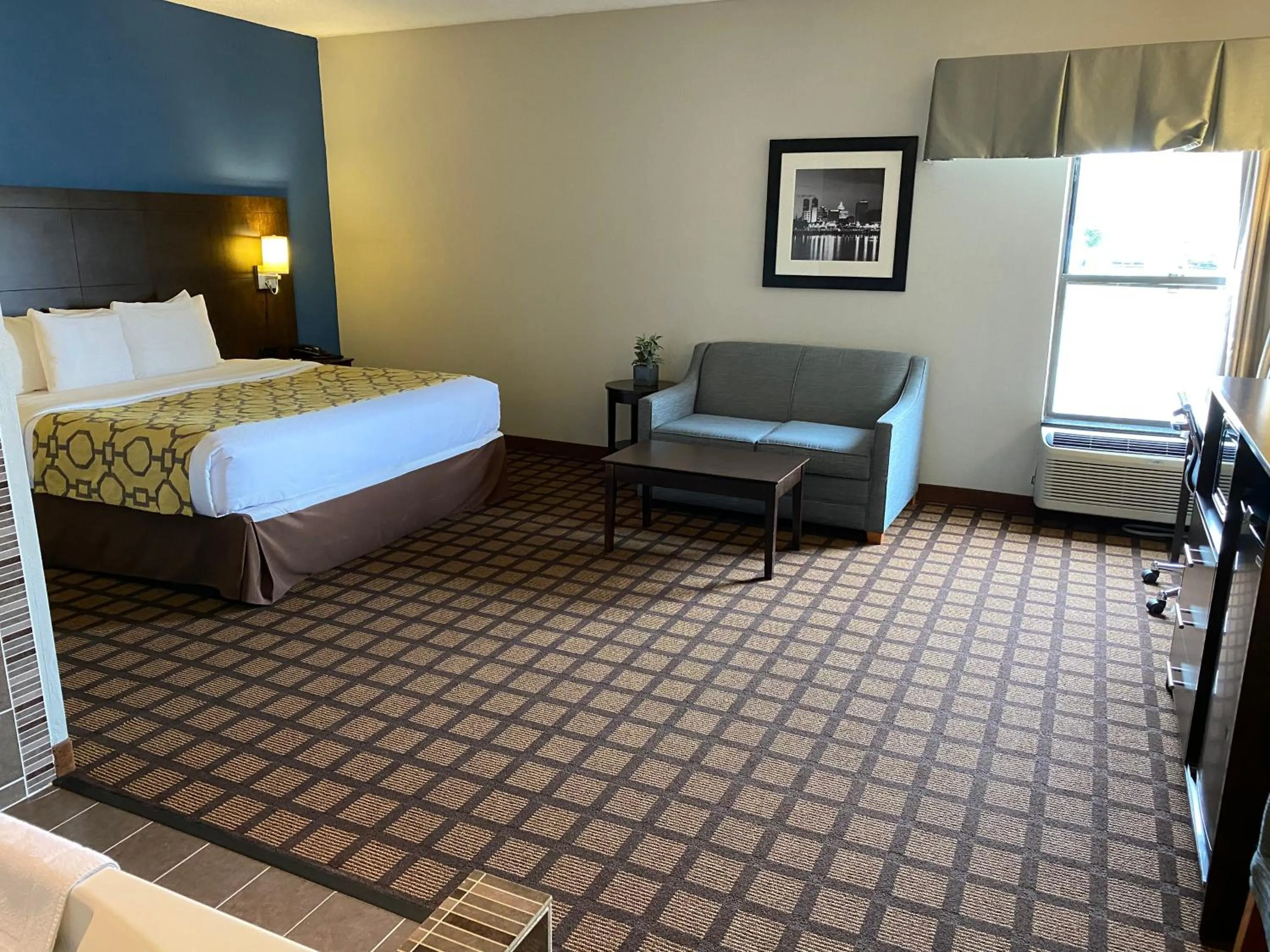 Bedroom, Bed in Baymont by Wyndham Morton