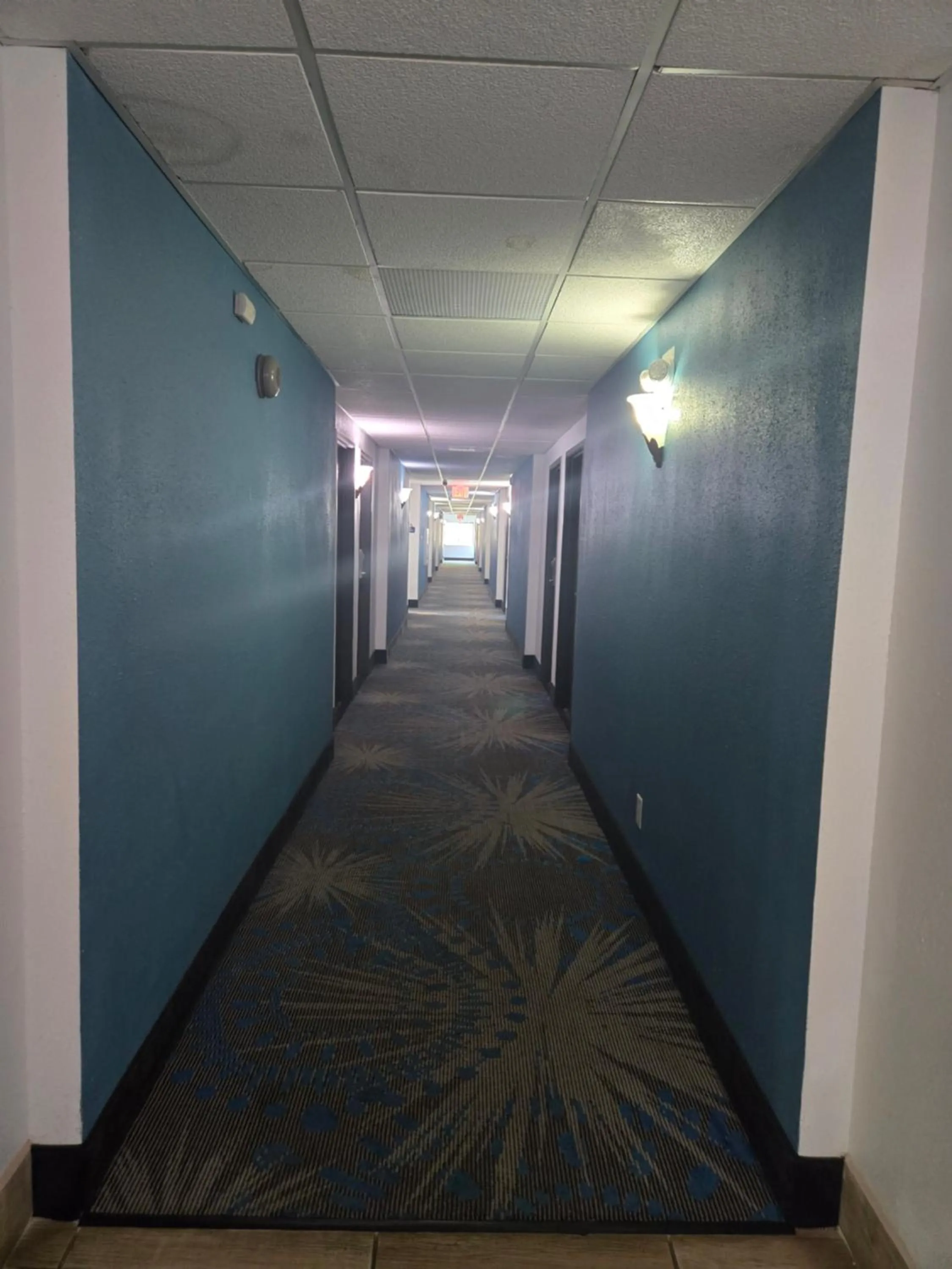 Days Inn by Wyndham Portage Cascade Mountain area