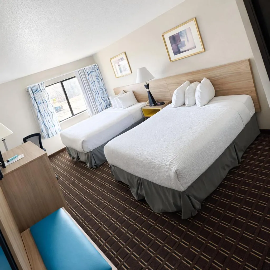 Bed in Days Inn by Wyndham Portage Cascade Mountain area