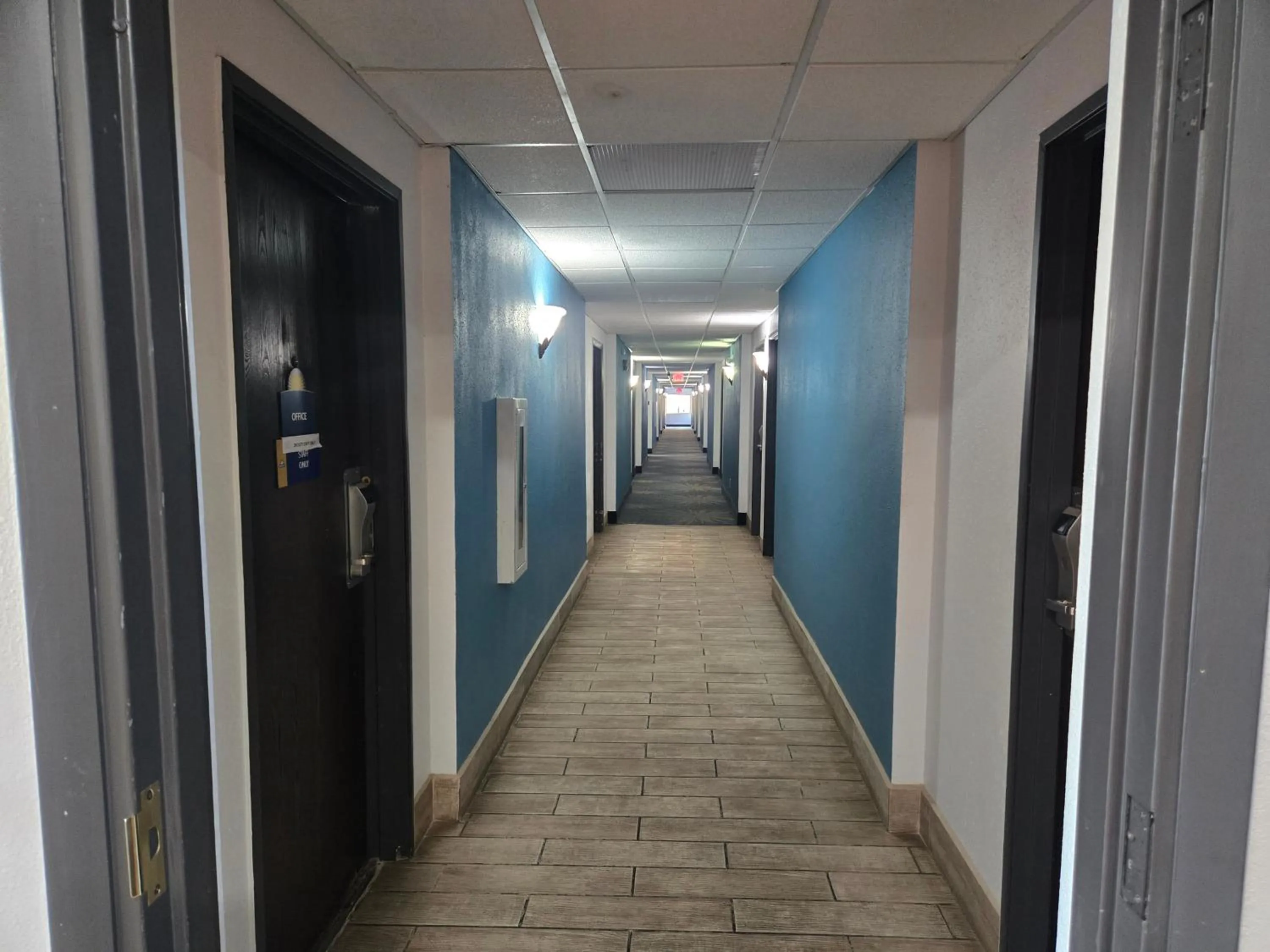 Days Inn by Wyndham Portage Cascade Mountain area