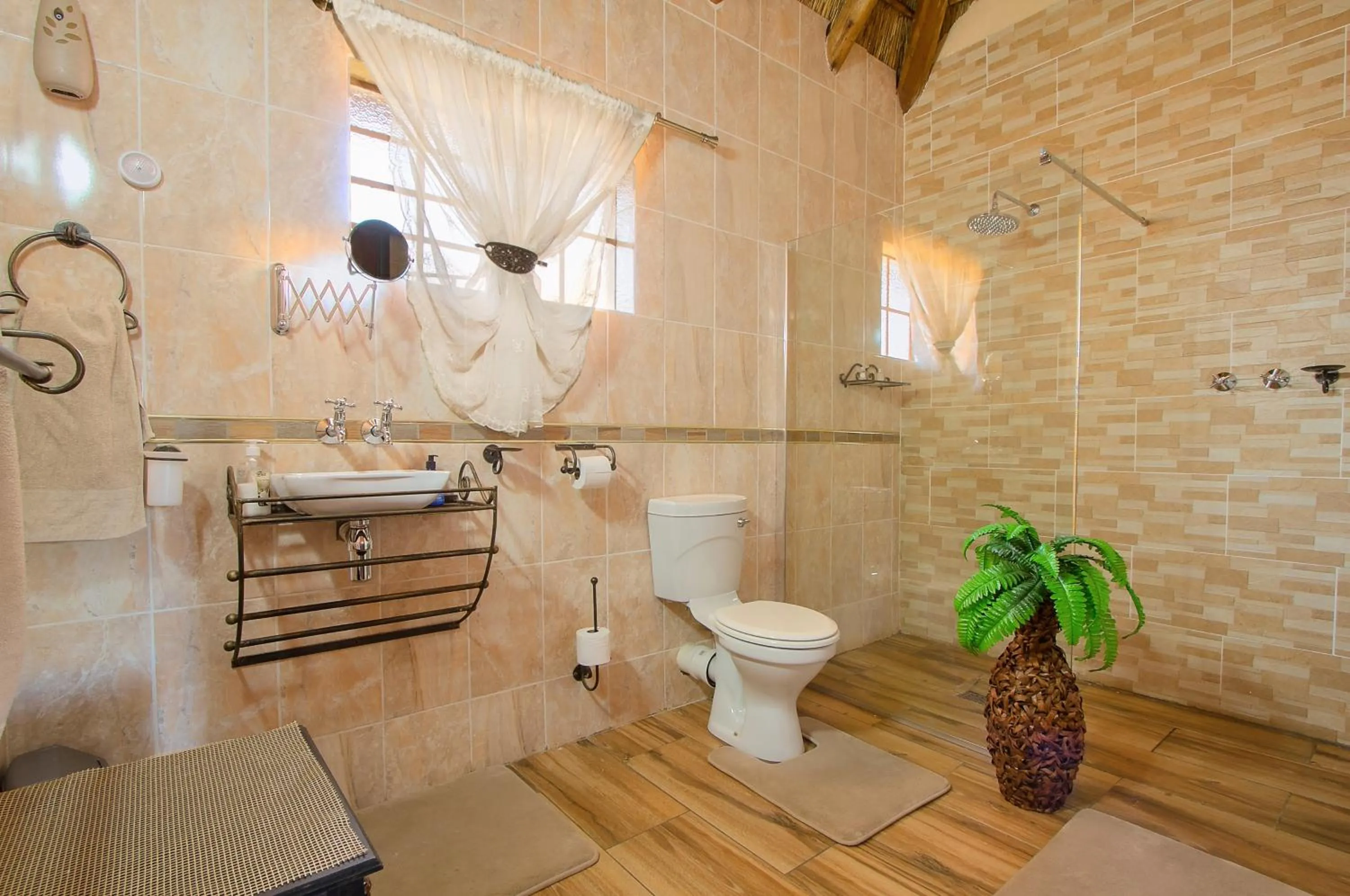 Bathroom in All over Africa Guest house
