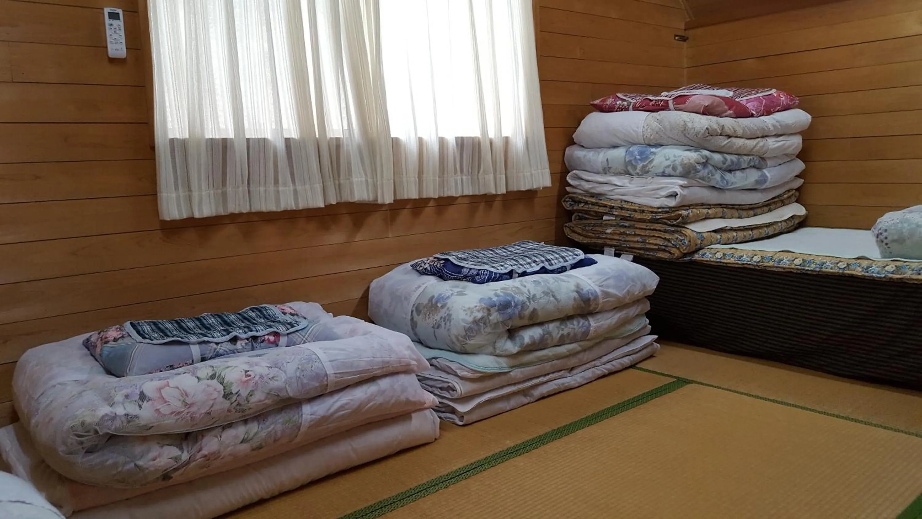 Bed in Hinokisanso Tsushima