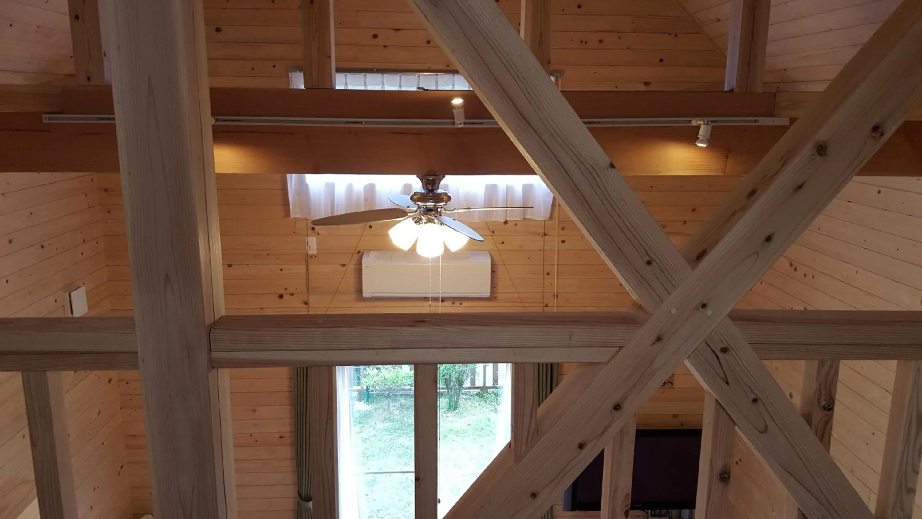 Inner courtyard view in Hinokisanso Tsushima