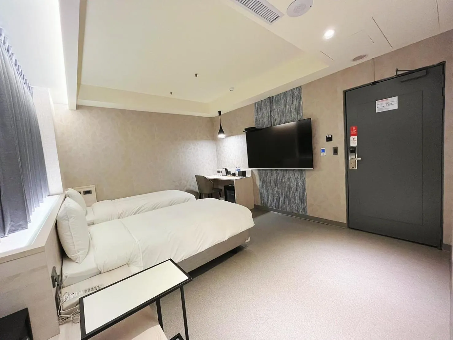 Photo of the whole room, Bed in 新仕飯店-New City Hotel