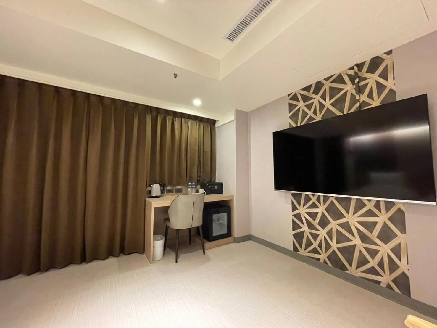 hair dresser in 新仕飯店-New City Hotel