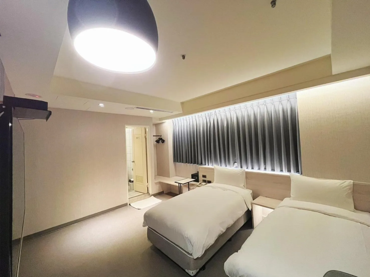 Photo of the whole room, Bed in 新仕飯店-New City Hotel