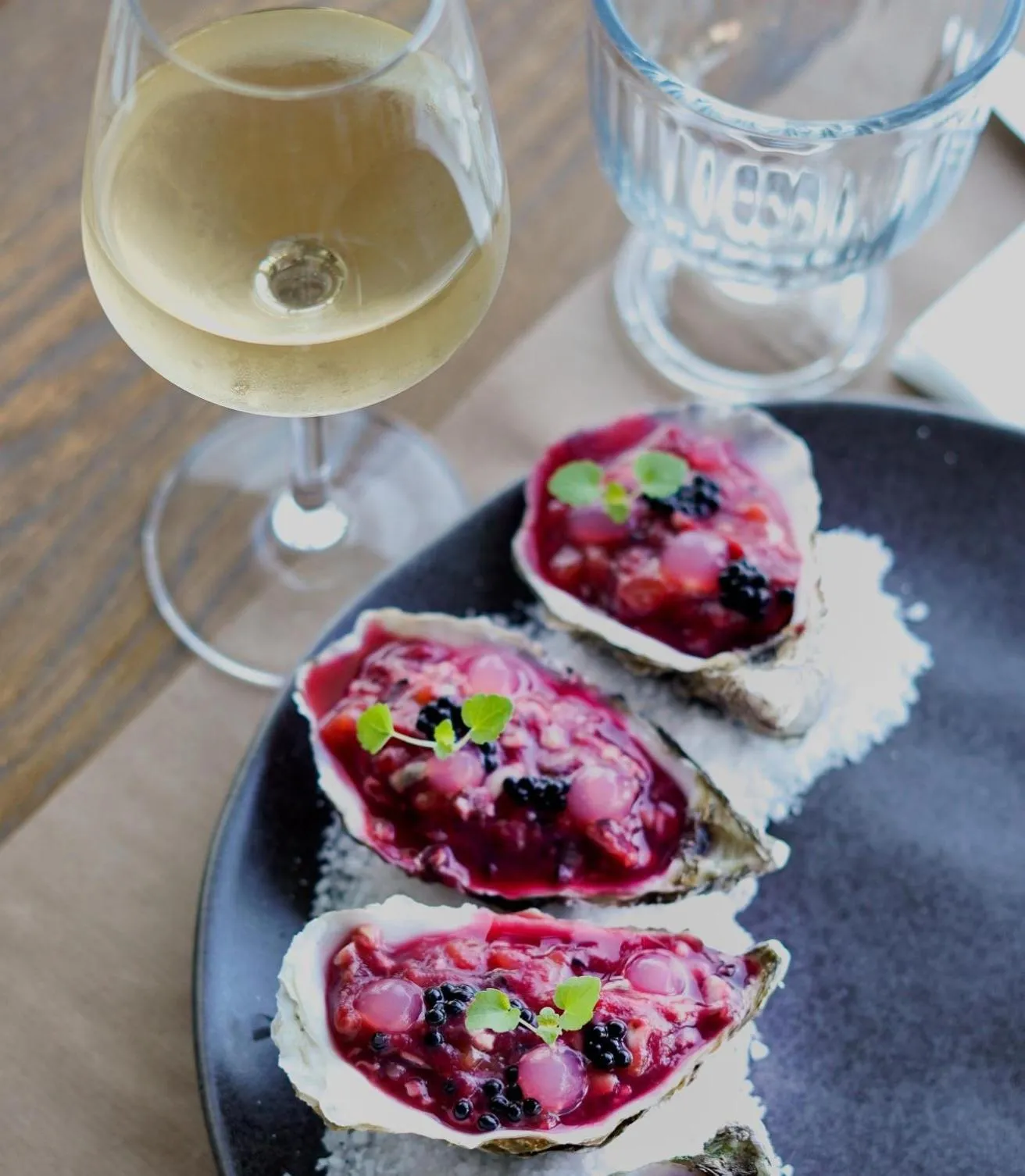 Restaurant/places to eat in Le Homard Bleu