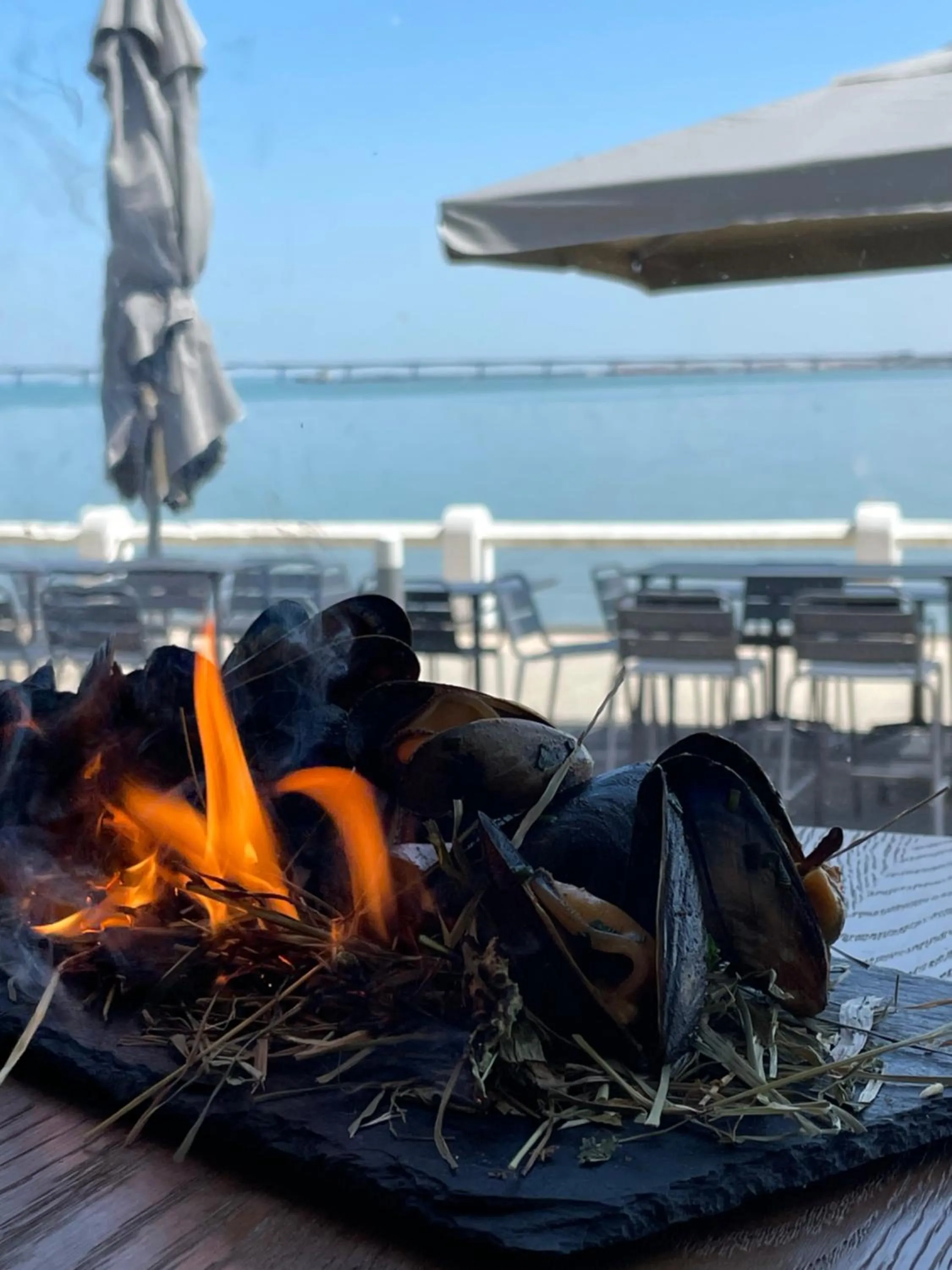 Sea view in Le Homard Bleu