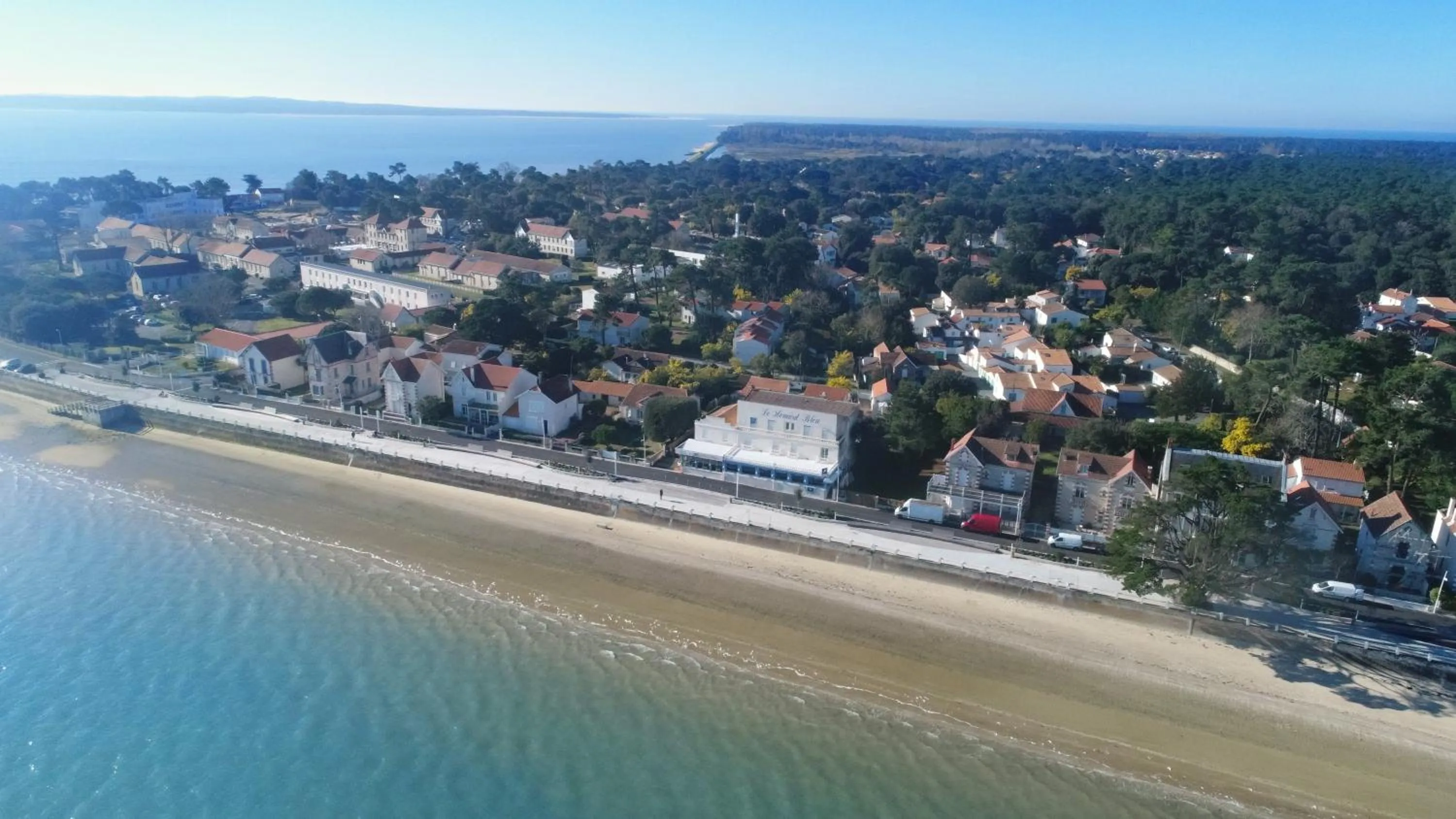 City view in Le Homard Bleu