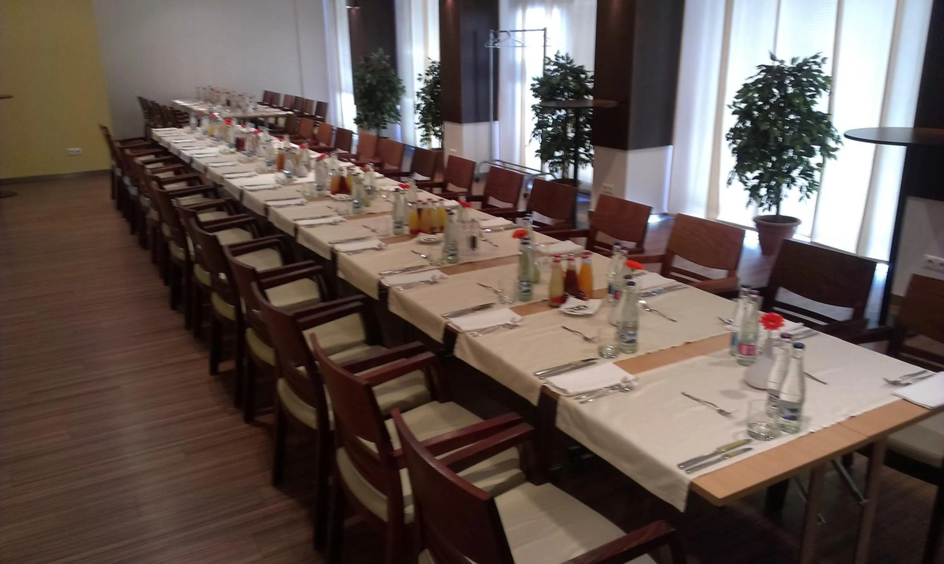 Banquet/Function facilities in Aston Hotel