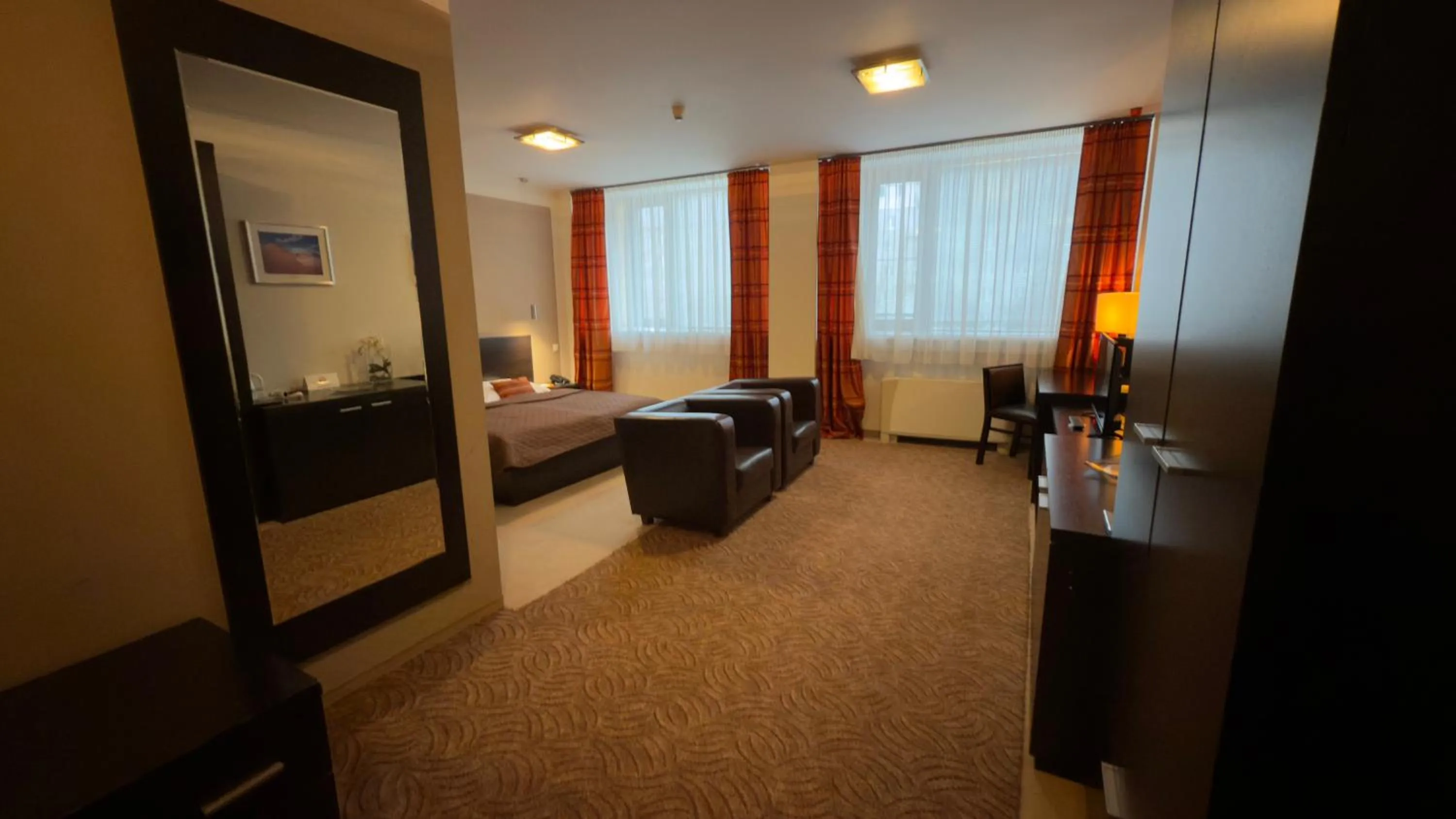 Photo of the whole room, Bed in Aston Hotel