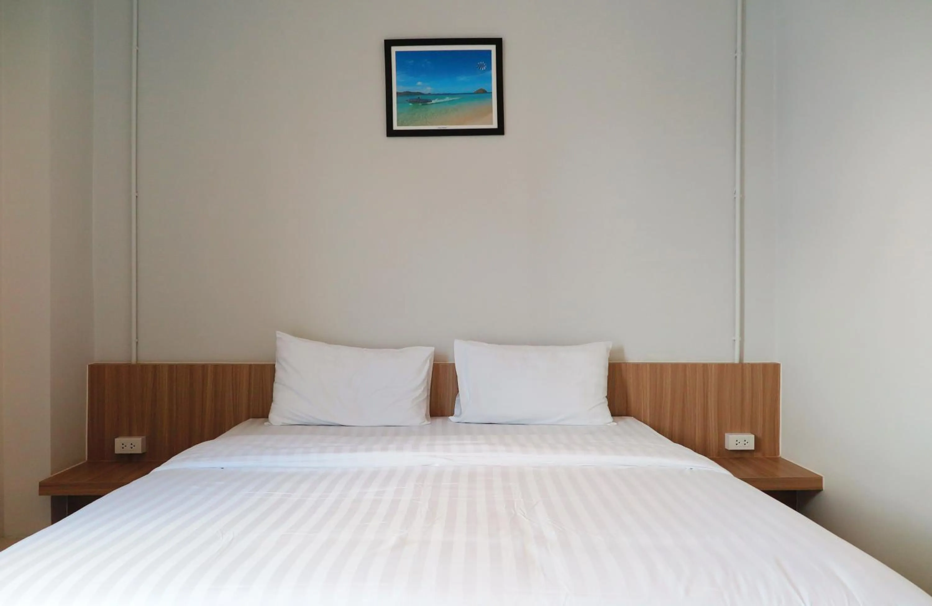 Bed in Phuket Marine Poshtel - SHA Plus